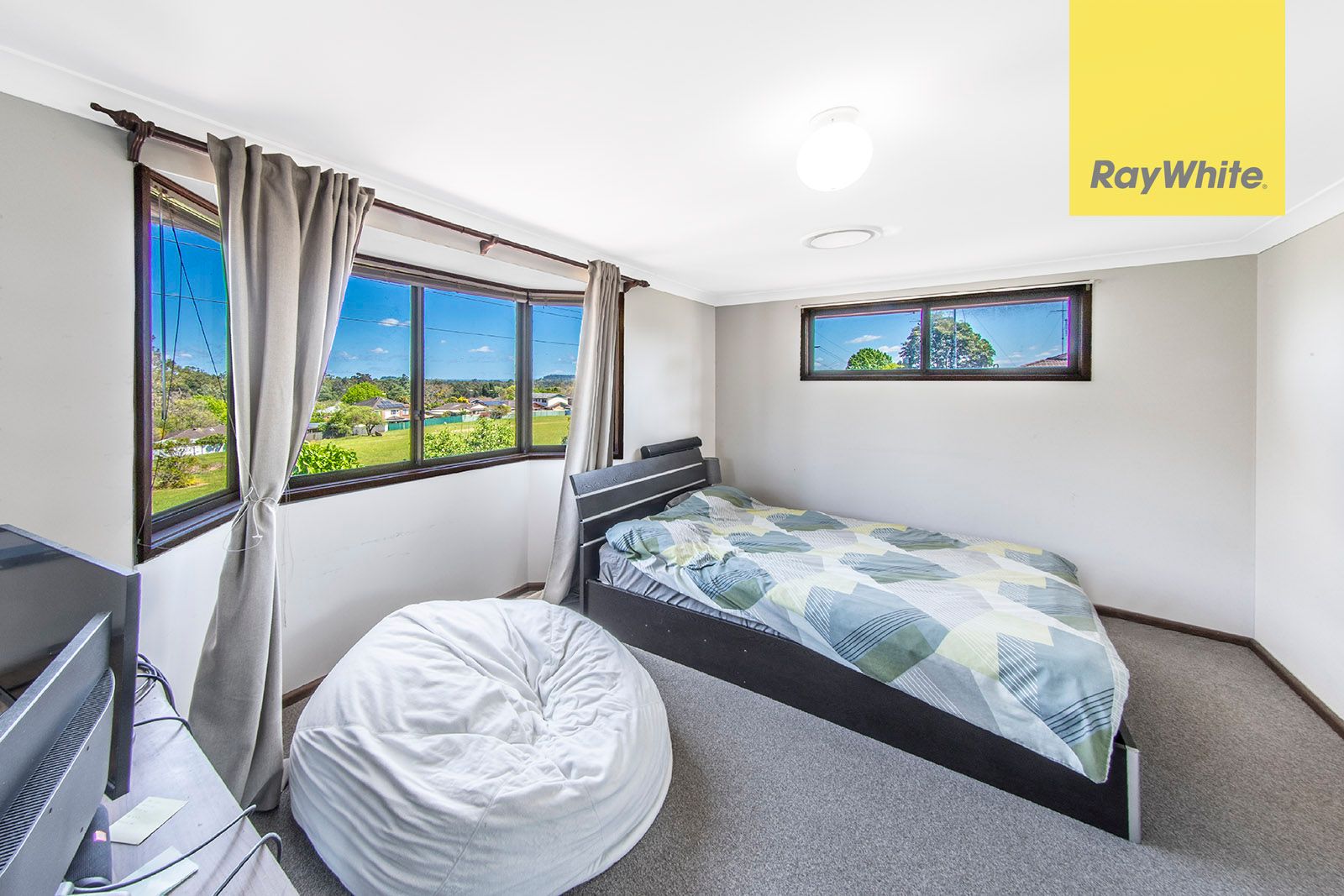65 Wyangala Crescent — photo 15 of 16