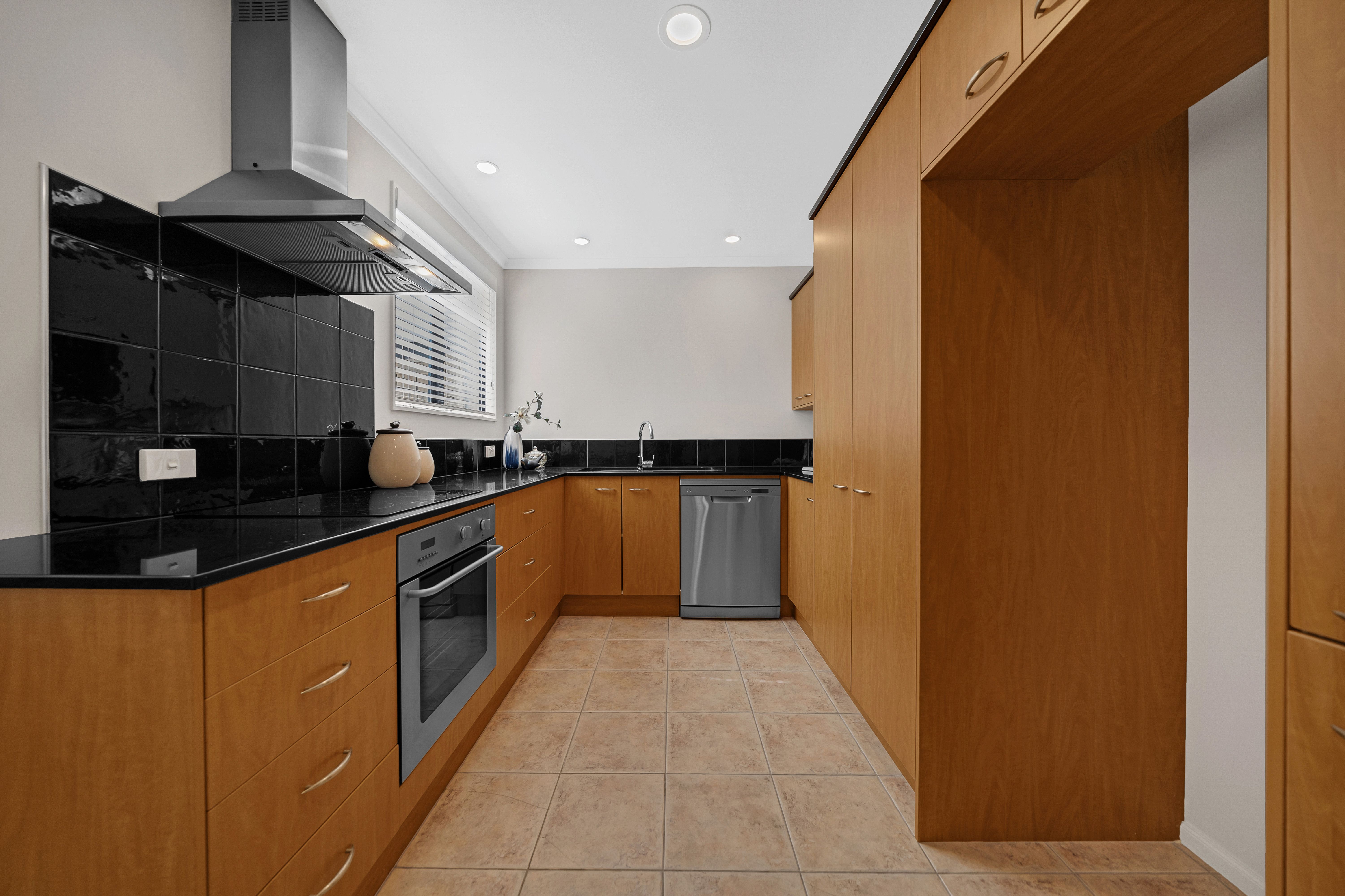 2/25 Kellaway Drive, East Tamaki, Manukau City