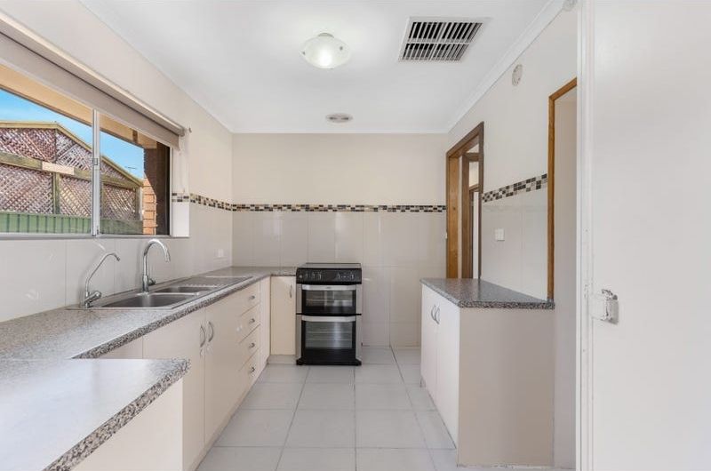 90 Wheatsheaf Road, Morphett Vale, SA 5162