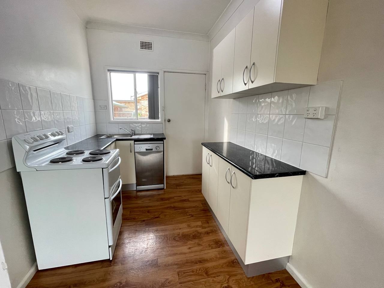 2/101 Currajong Street, Parkes, NSW 2870