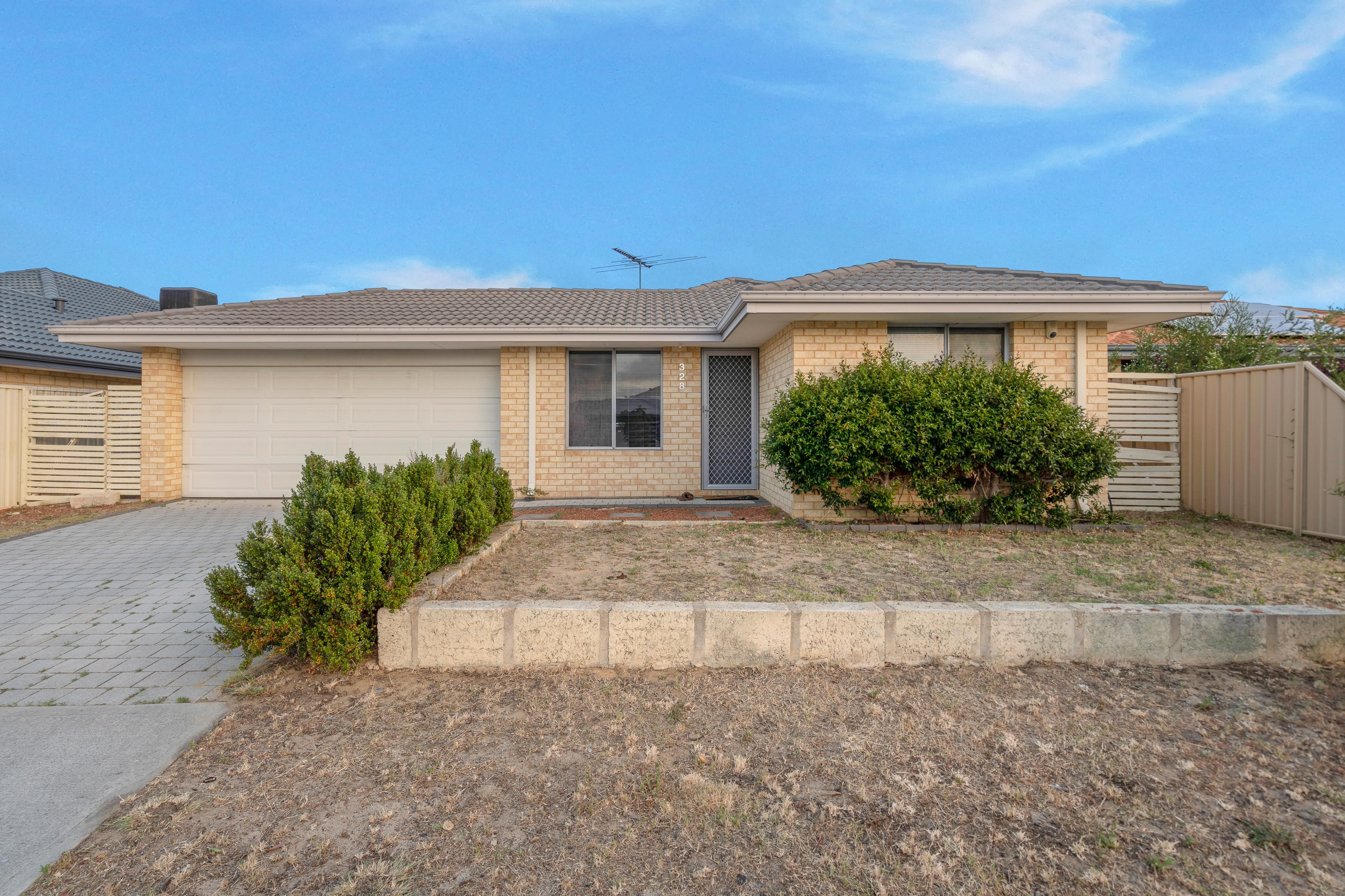328 Westfield Road, Seville Grove WA 6112