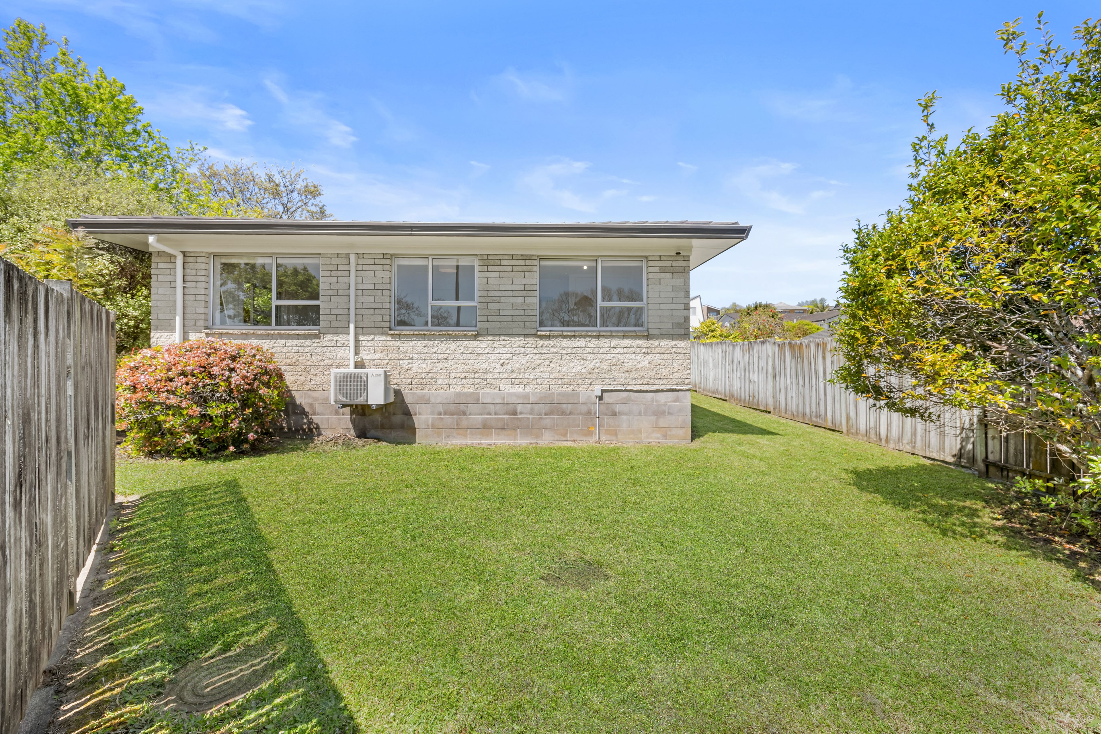 1/112 Prince Regent Drive, Half Moon Bay, Manukau City 2012 - House for ...