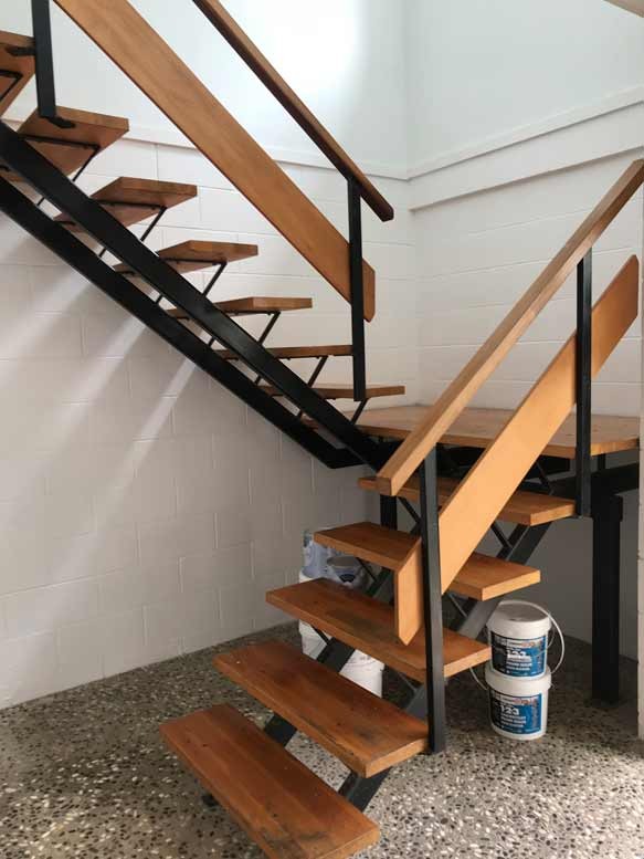 18 Pine Terrance, Howick, Manukau City