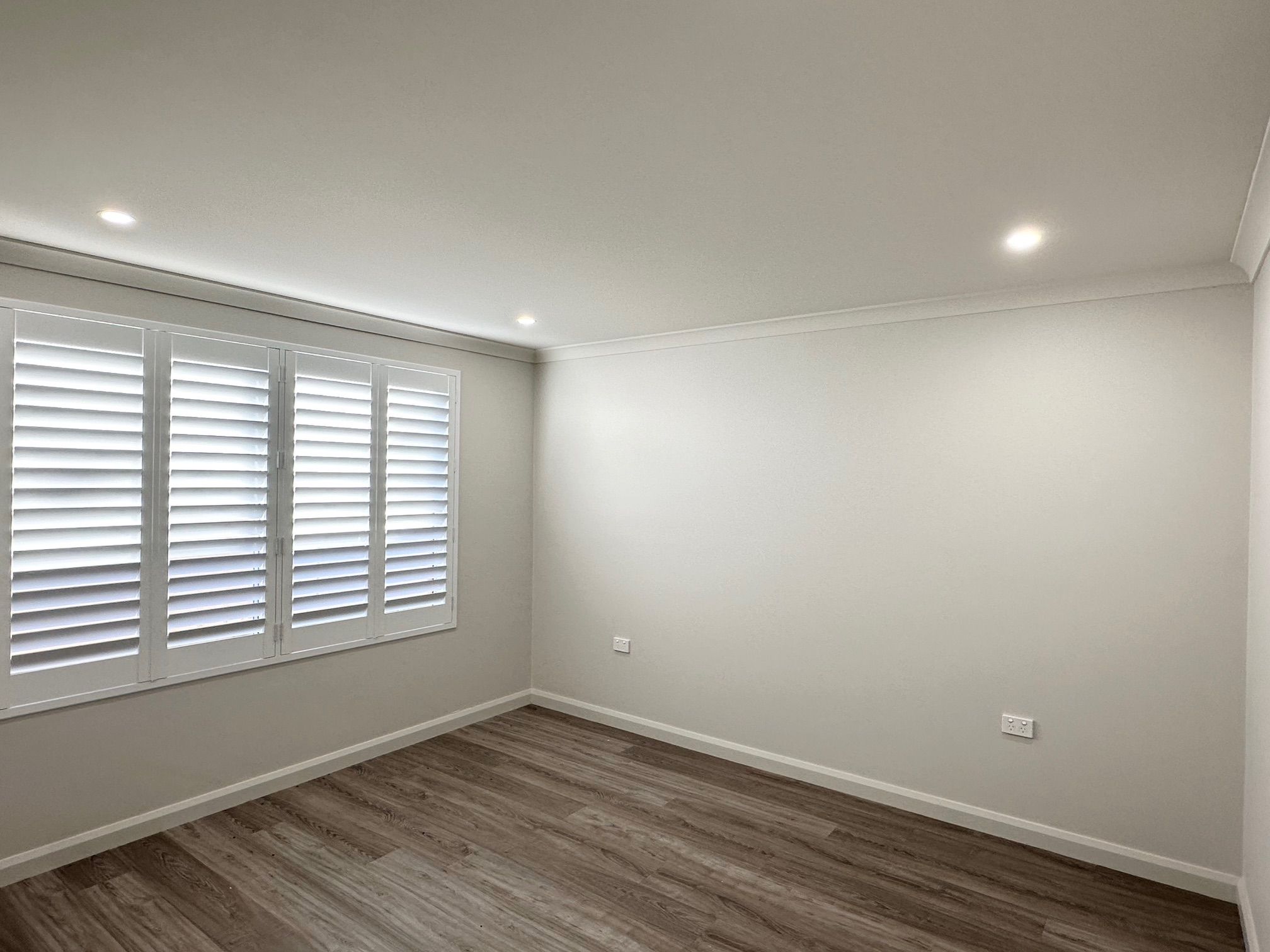 2/237 WAKADEN Street — photo 3 of 5