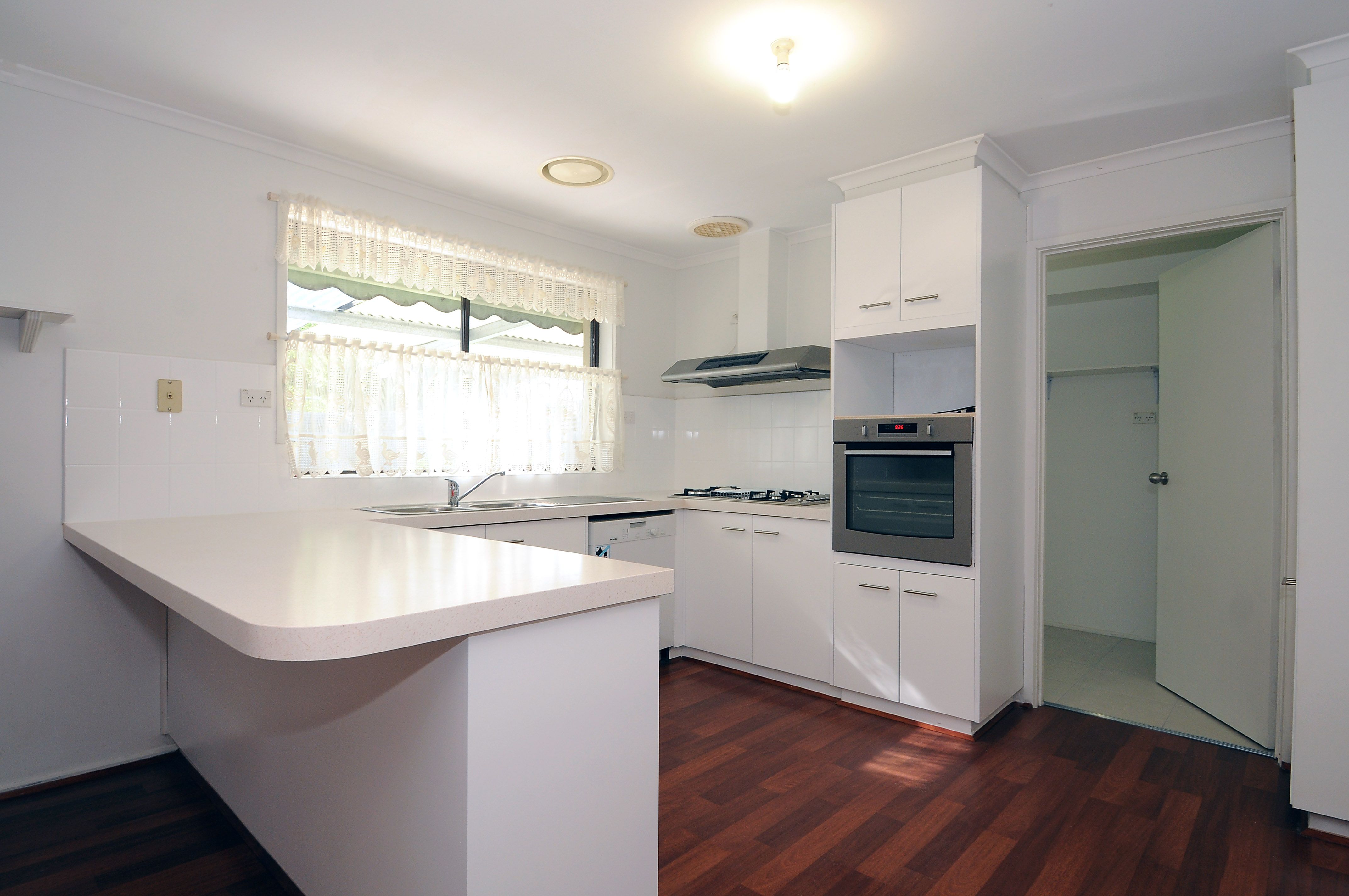 6 Kinloch Gardens, Endeavour Hills, VIC 3802