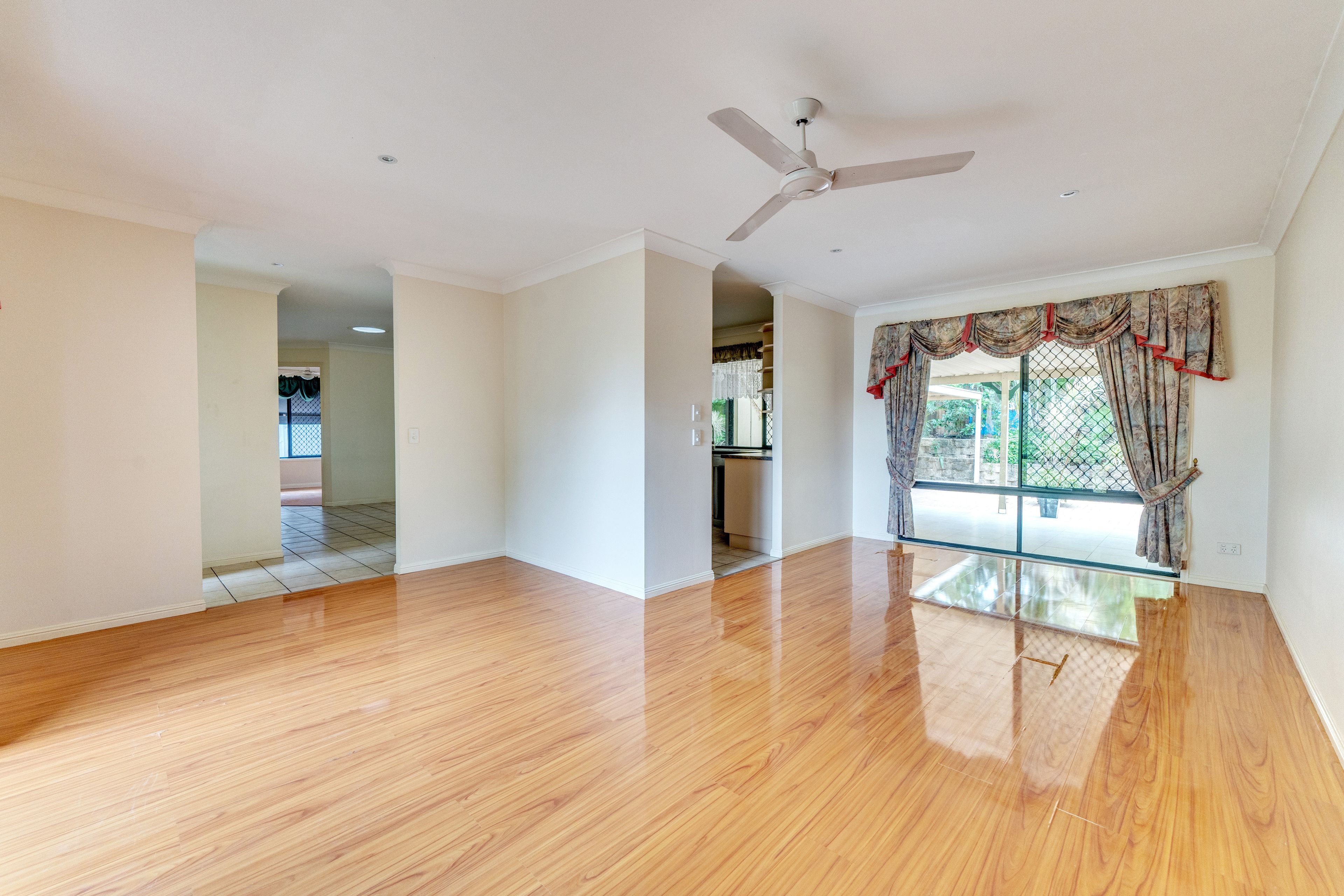 15 Fraser Place, Forest Lake, QLD 4078