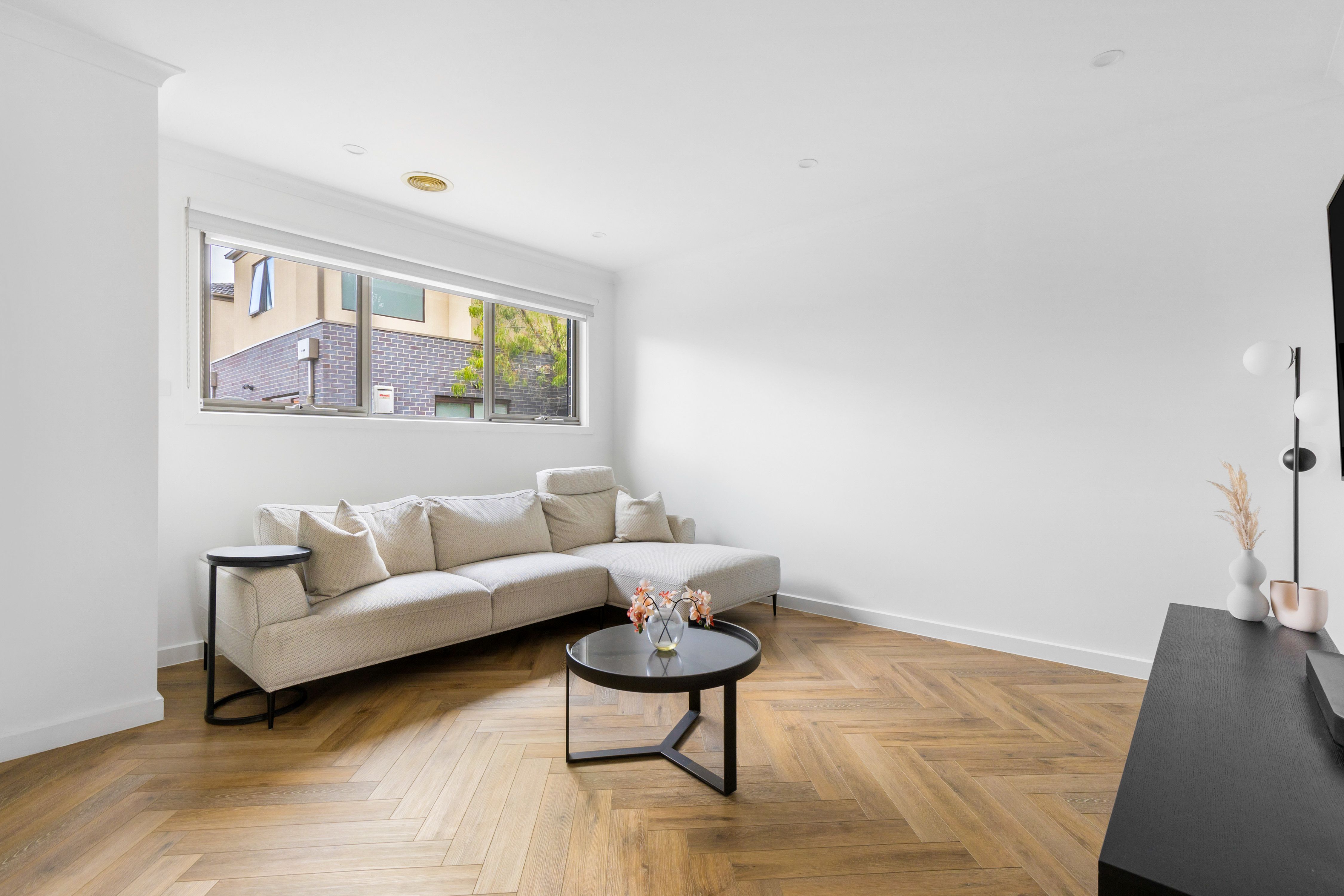 2/8 Plymouth Avenue, Pascoe Vale, VIC 3044