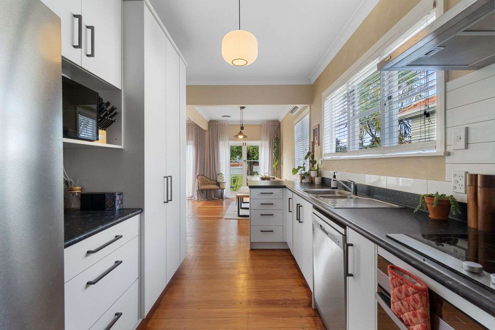 59 MacFarlane Street photo 2