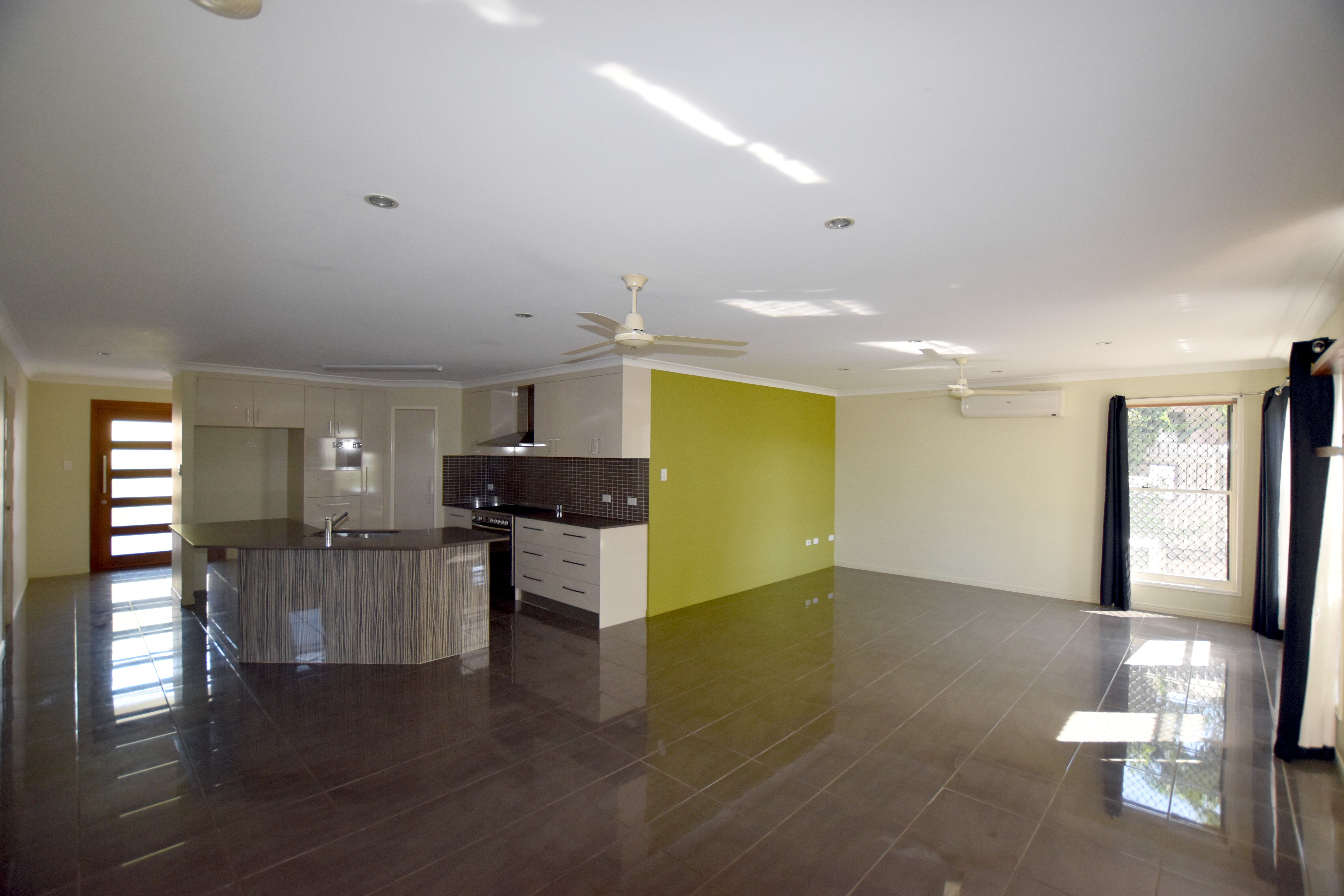 15 Koowin Drive, Kirkwood, QLD 4680