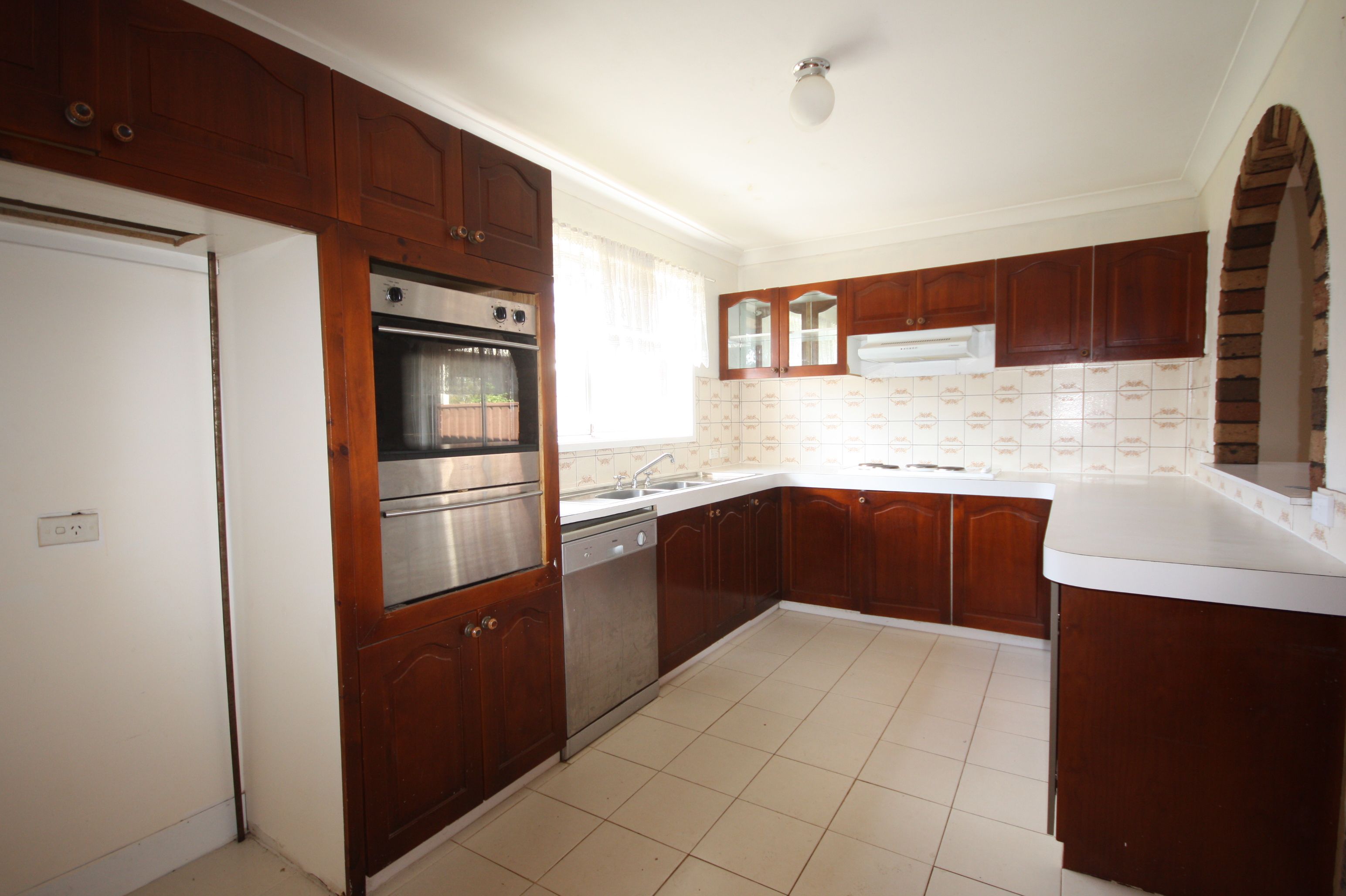 146 O'Sullivan Road, Leumeah, NSW 2560
