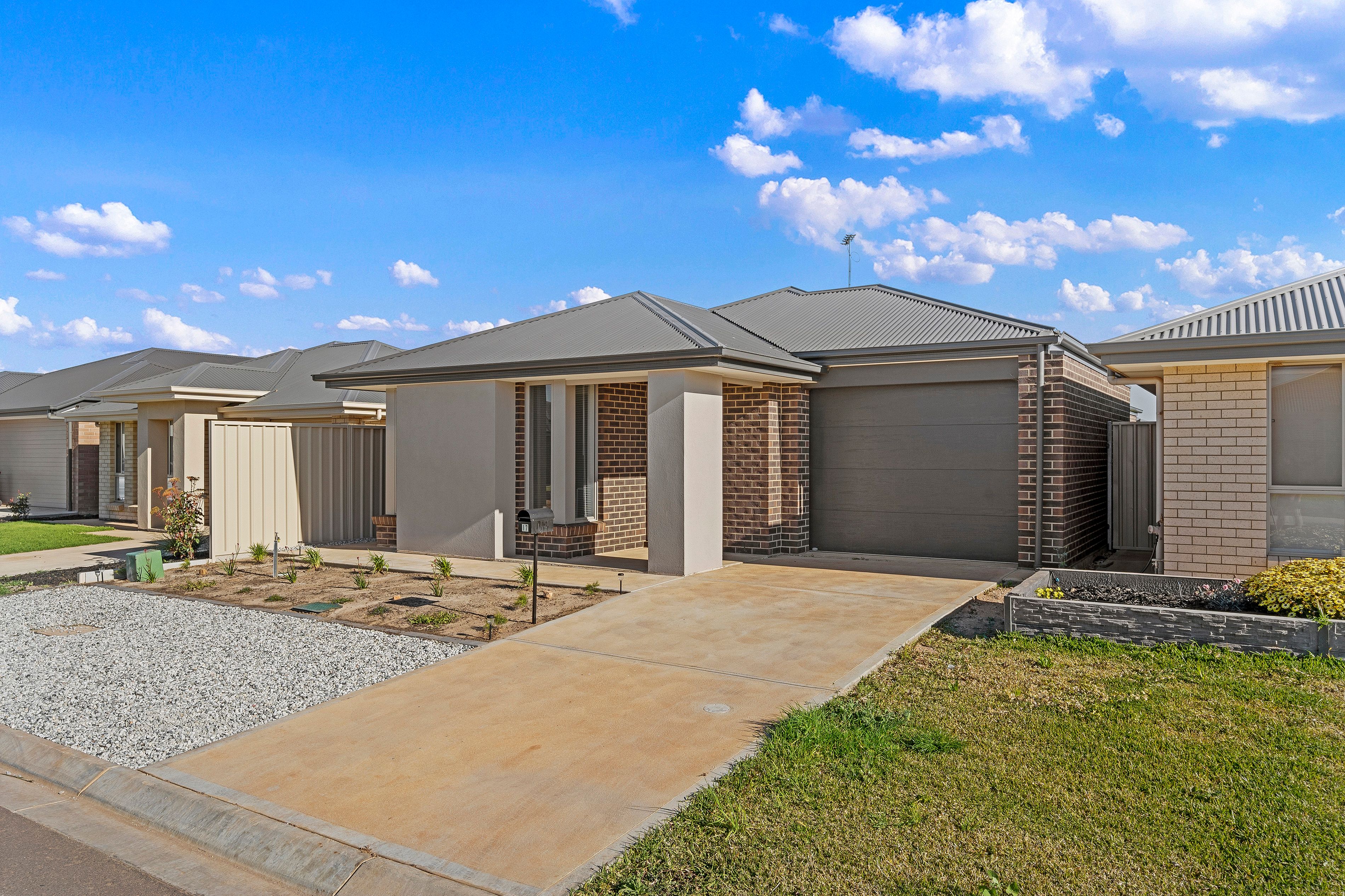 17 Geoff Road, Munno Para West, SA 5115