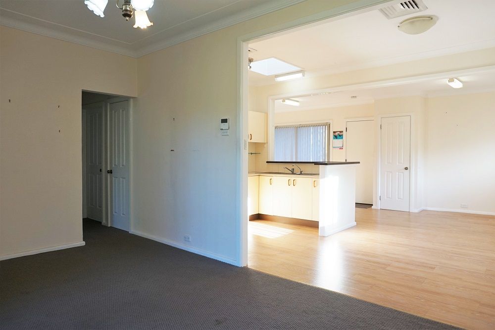 5 Blue Gum Avenue, Ingleburn, NSW 2565