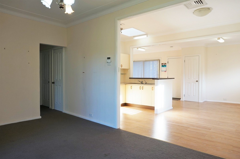 5 Blue Gum Avenue, Ingleburn, NSW 2565