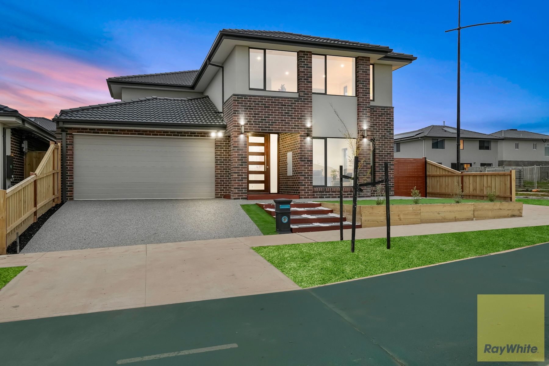 159 LIGHTSVIEW Boulevard, Rockbank, VIC 3335