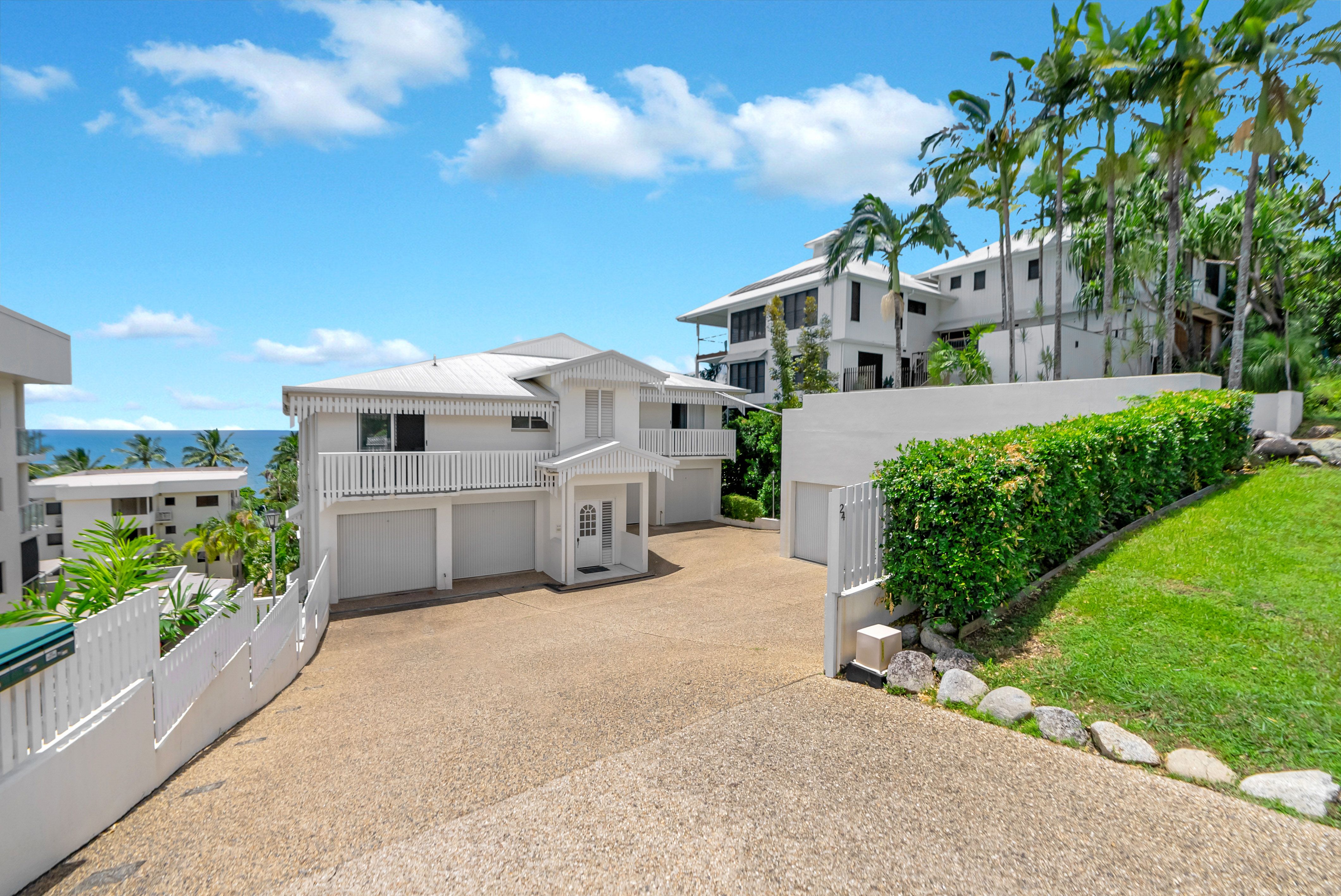 24 Moore Street, Trinity Beach QLD 4879