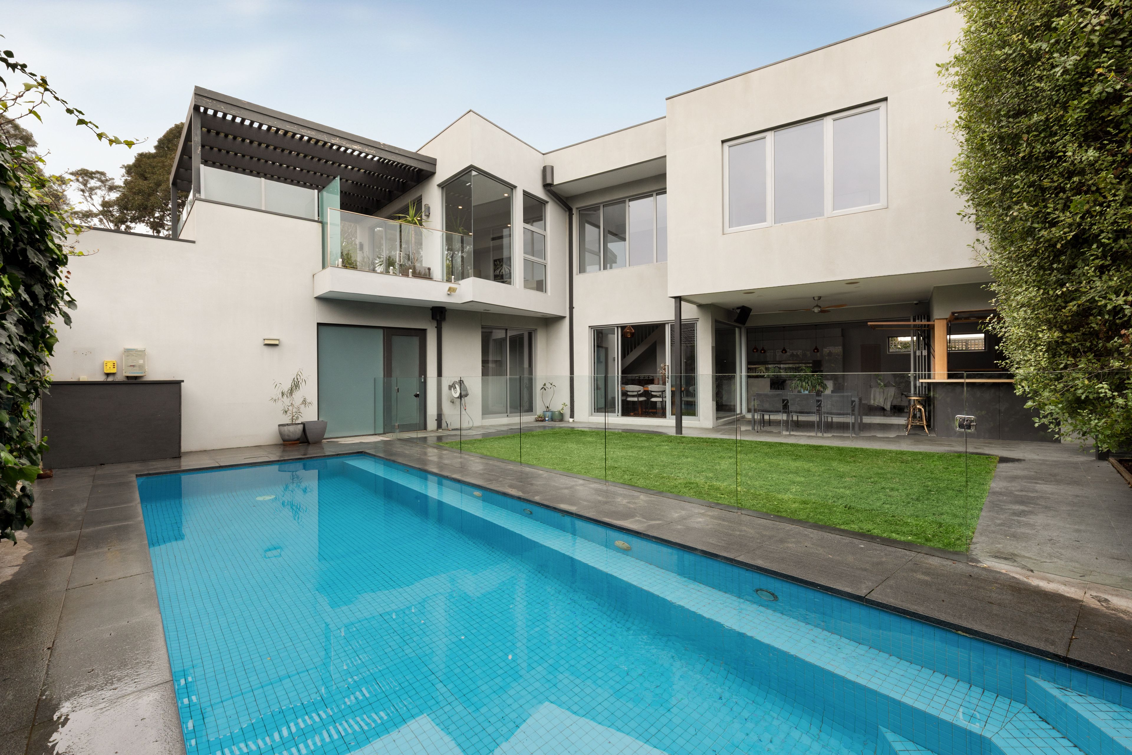 1A First Street — photo from Ray White The Bayside Group