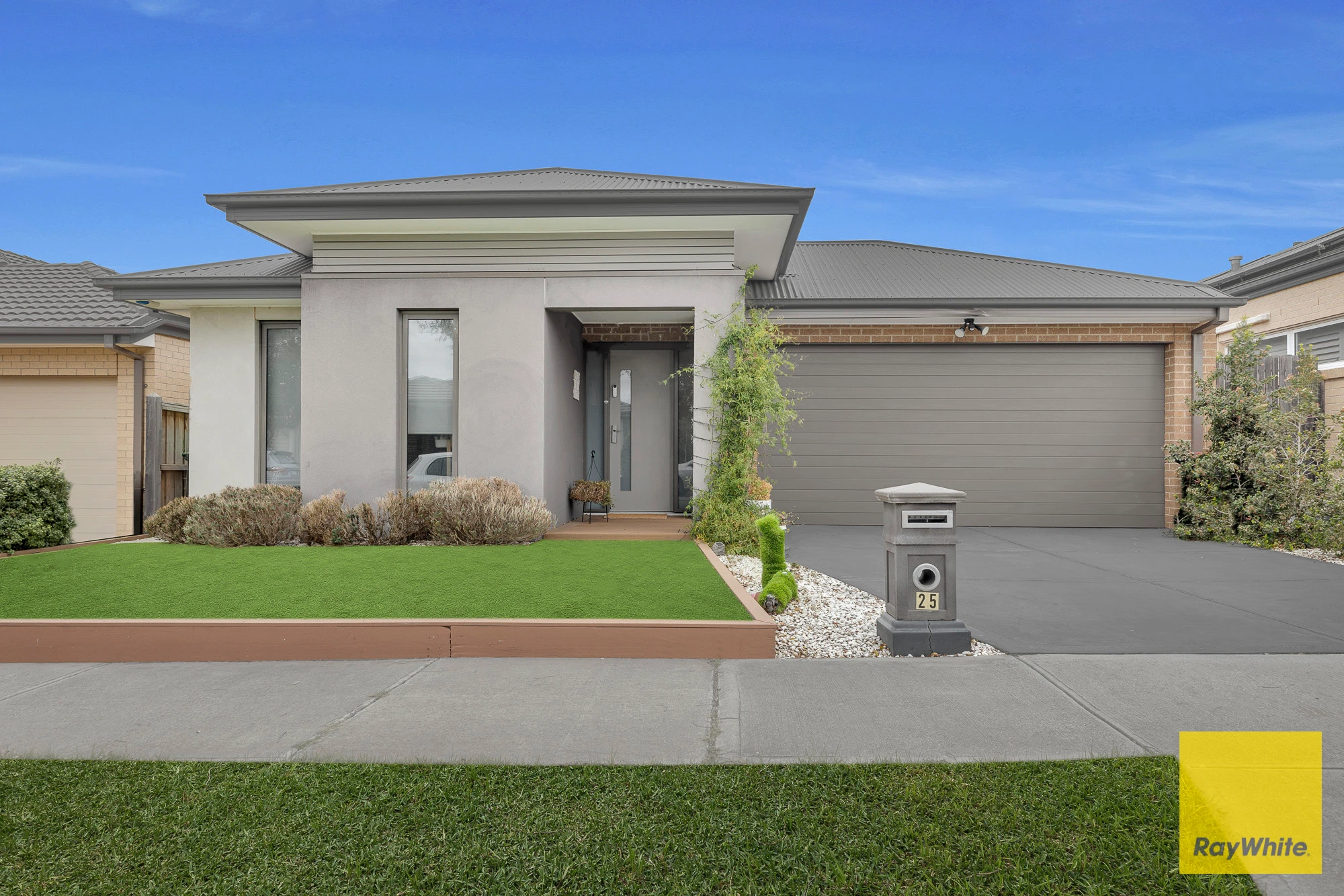 25 Hidcote Road, Point Cook, VIC 3030