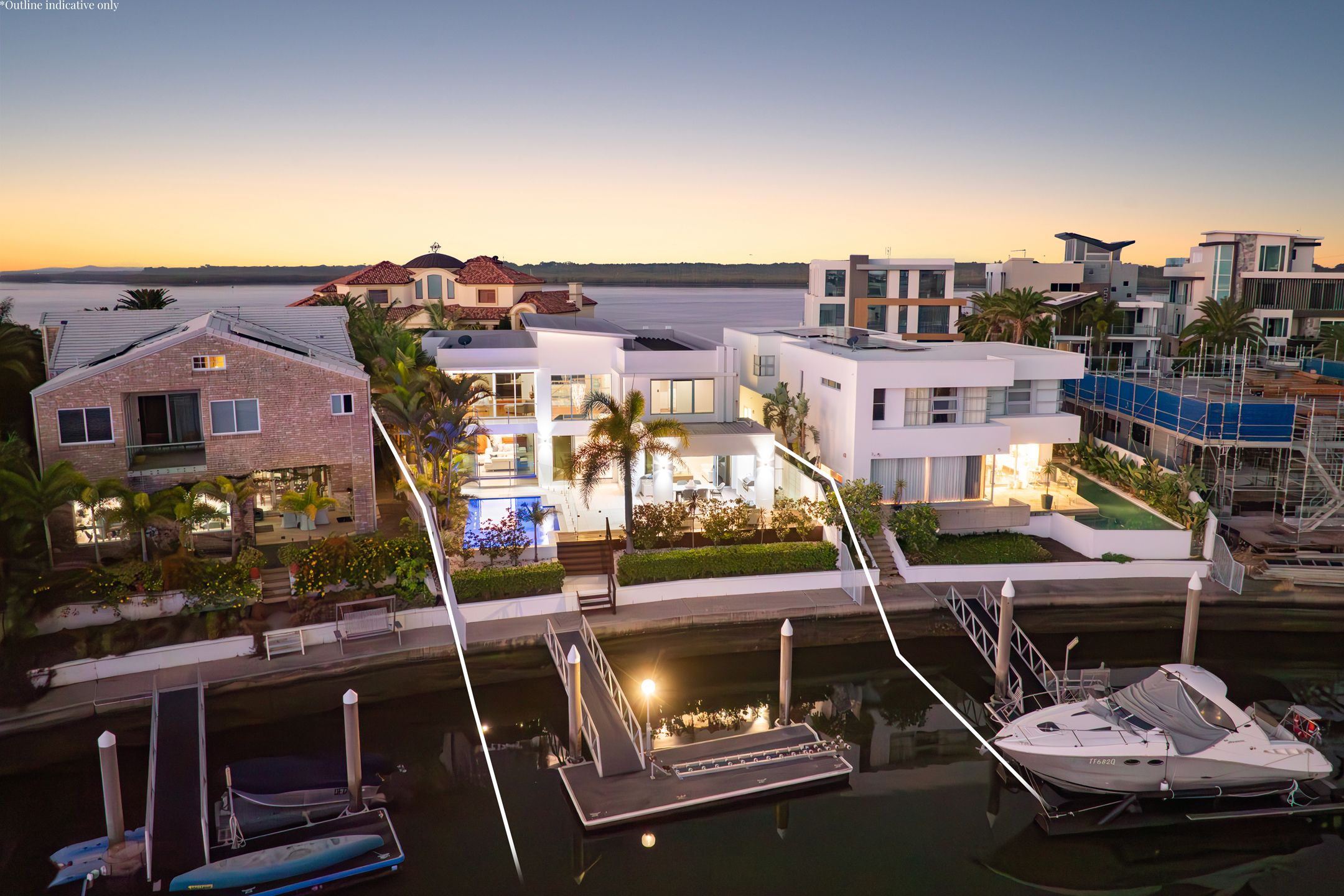 31 Knightsbridge Parade East, Sovereign Islands QLD 4216