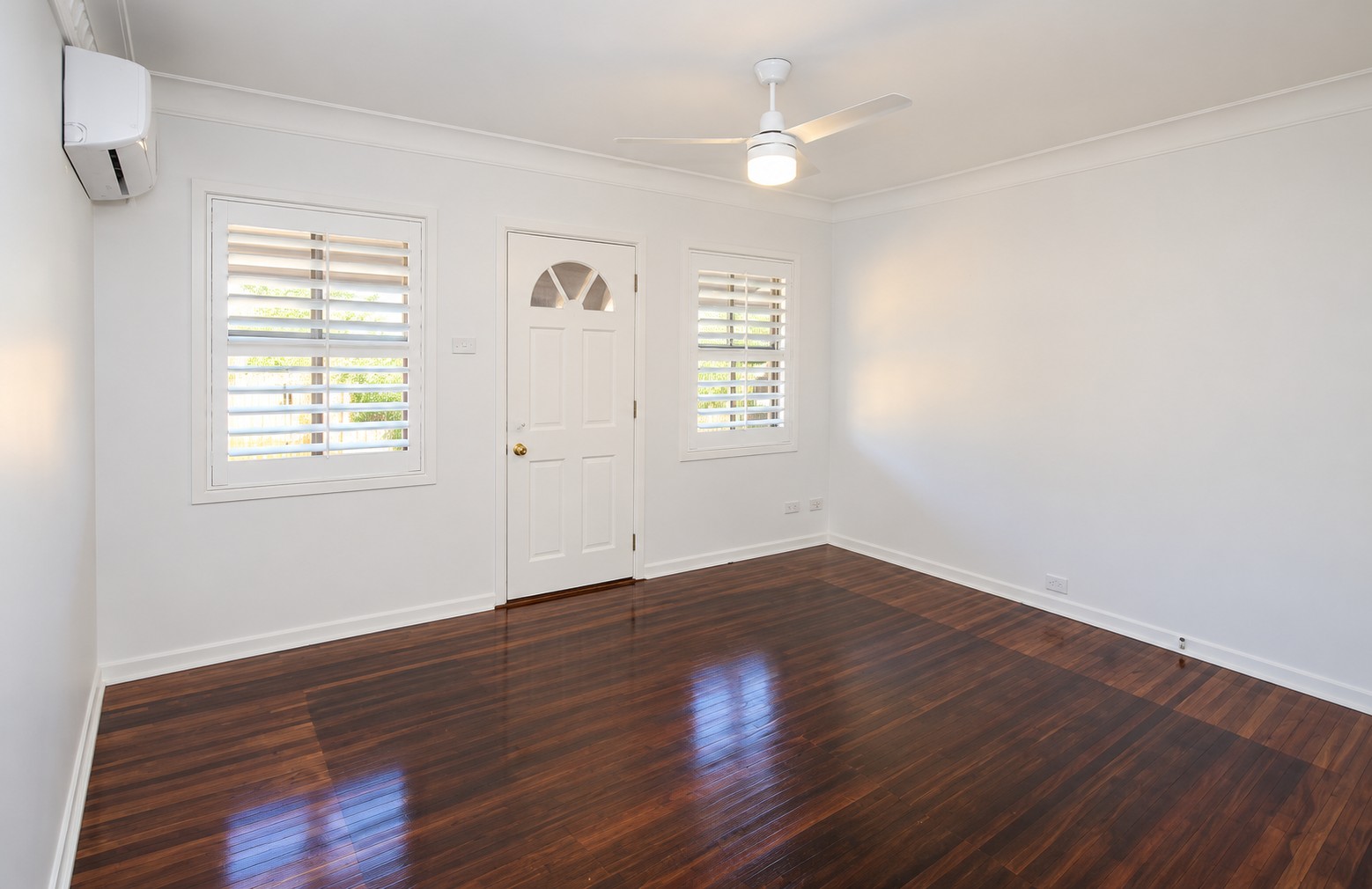 1 Enfield Street, Mount Gravatt East, QLD 4122