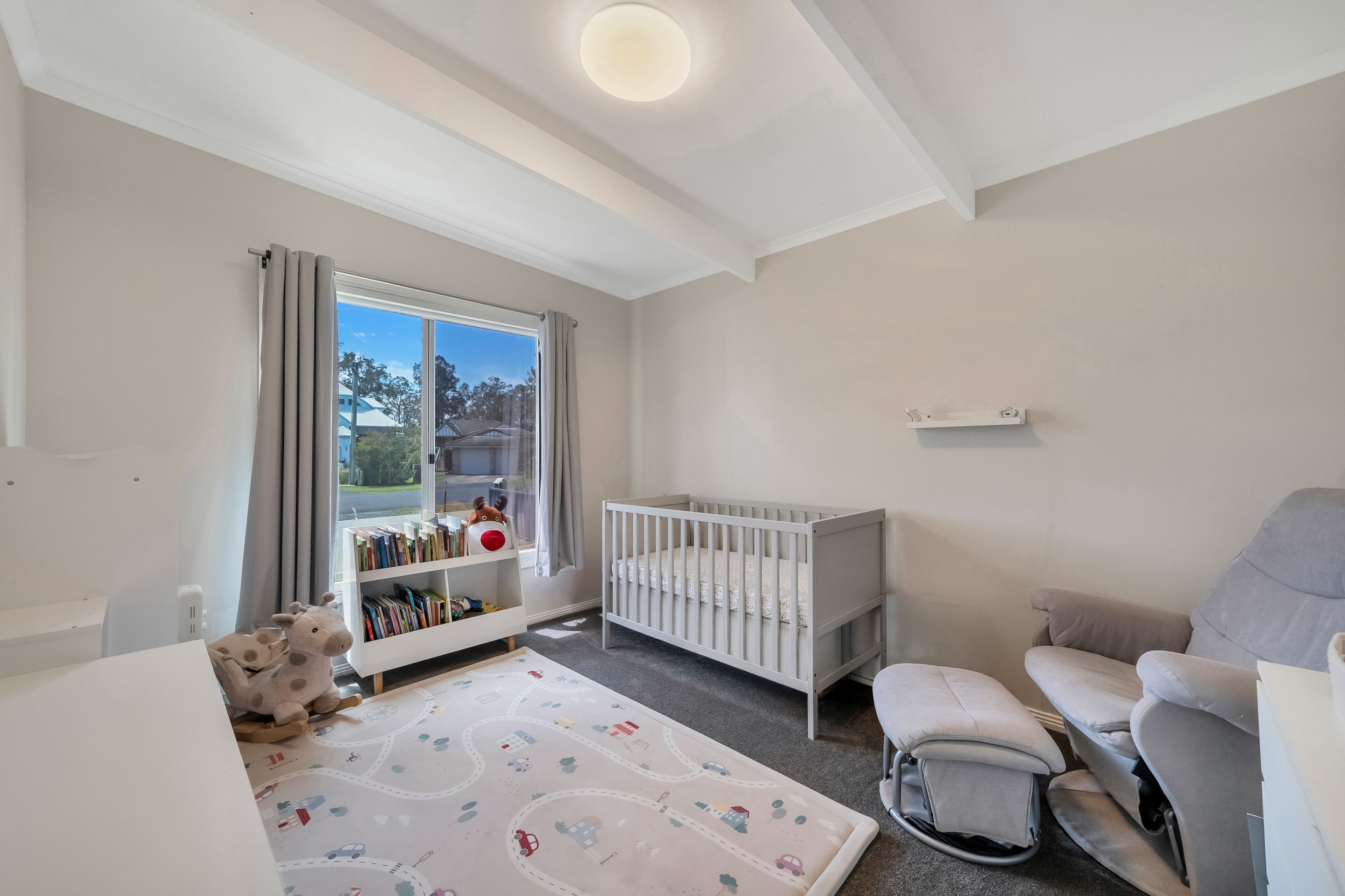 49 Kincumber Crescent — photo 12 of 20