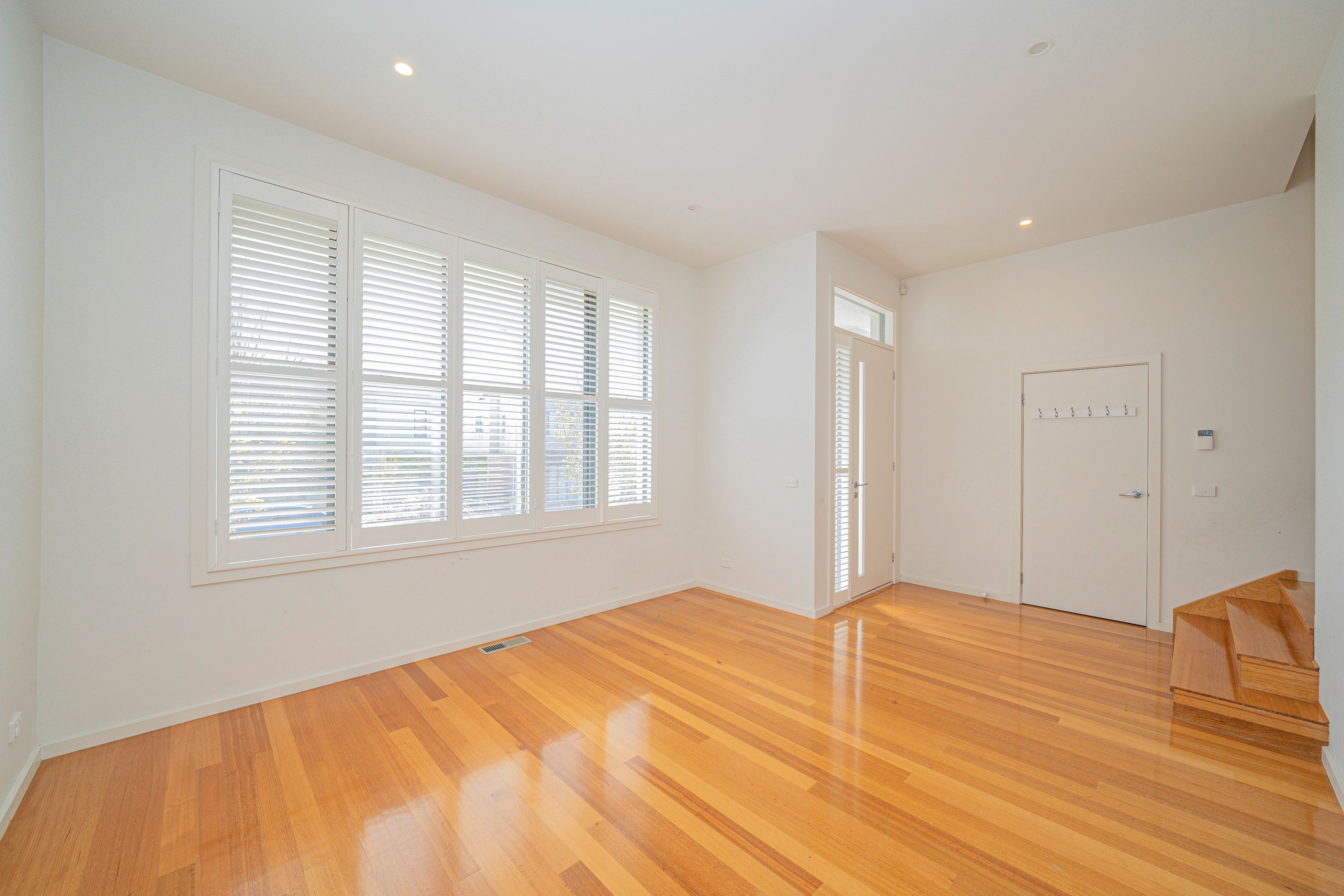 27 Solferino Close, Mount Waverley, VIC 3149