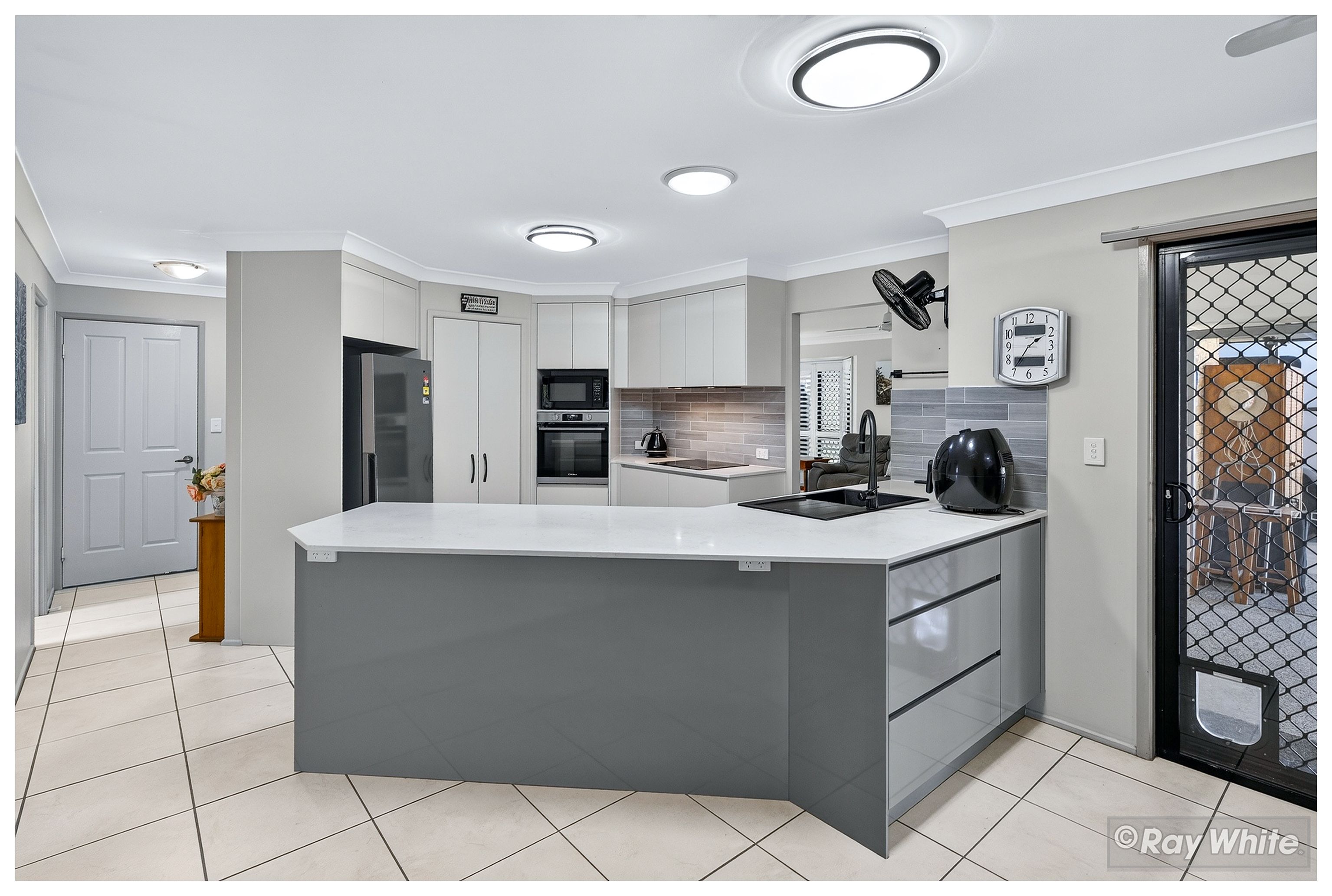 6 Turner Court, Parkhurst, QLD 4702
