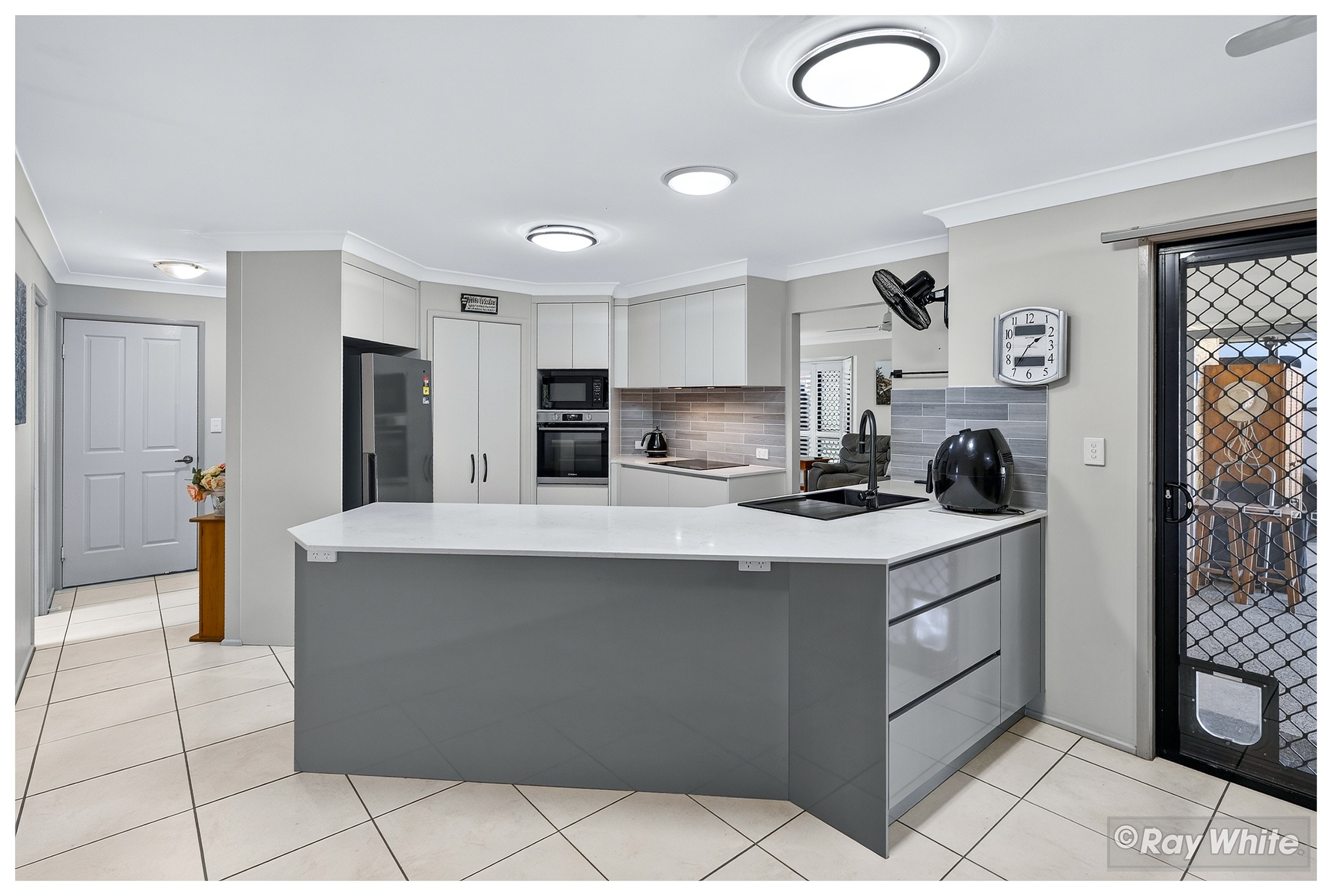 6 Turner Court, Parkhurst, QLD 4702