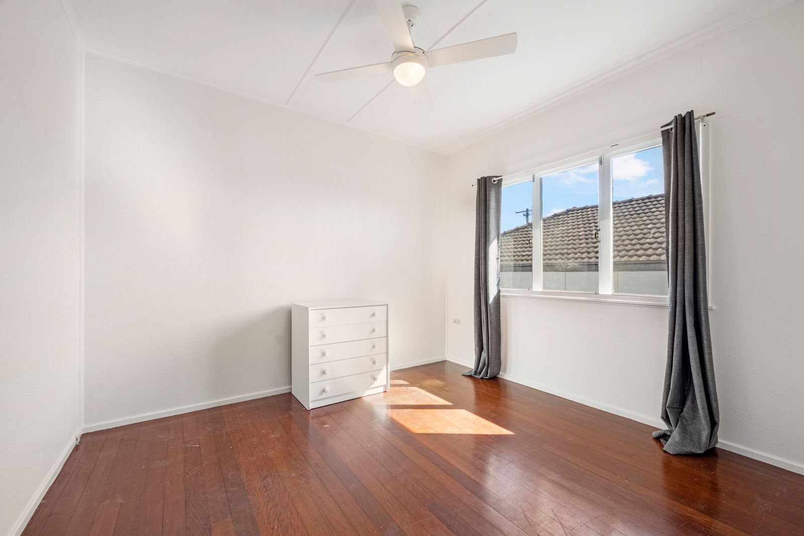 10 Campbell Street — photo 7 of 13