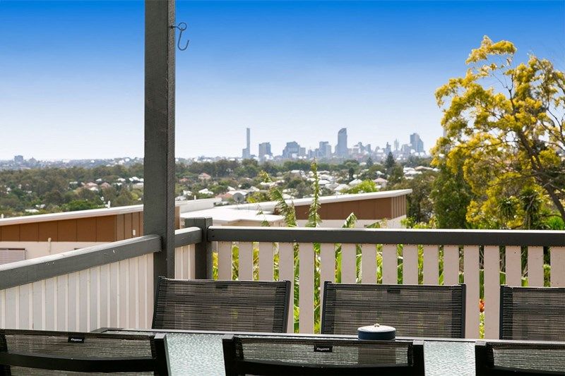 56 Bracken Street, Moorooka, QLD 4105