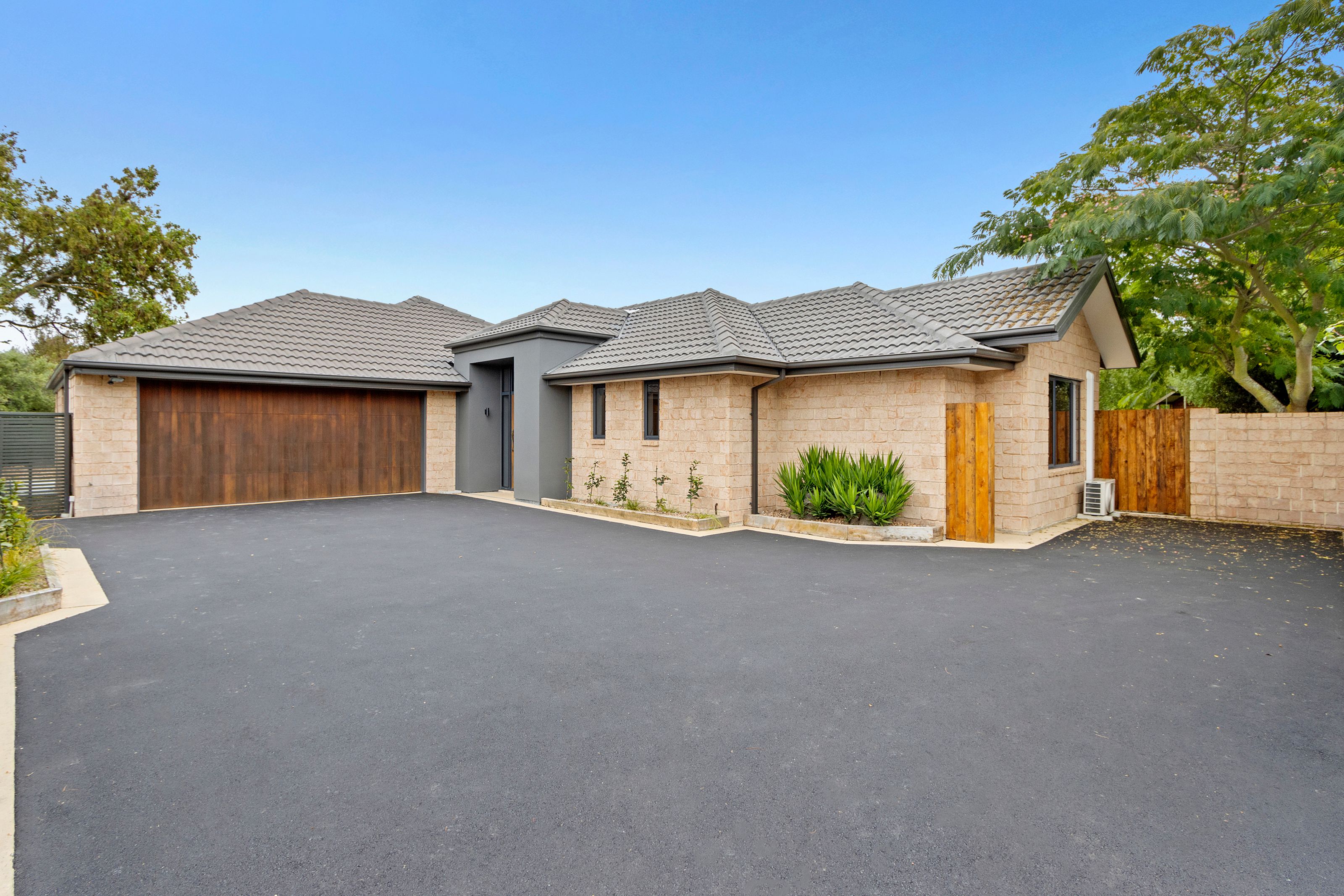 16 Linkwater Way, Parklands, Christchurch City 8083 Sold House Ray