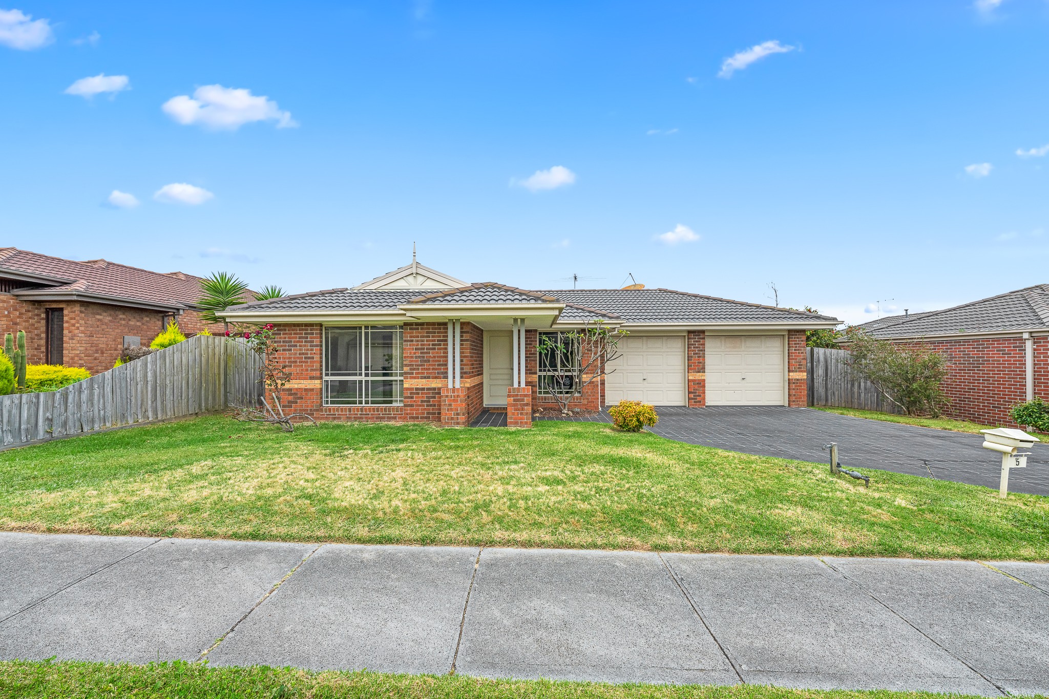 5 Garnet Close, Skye, VIC 3977