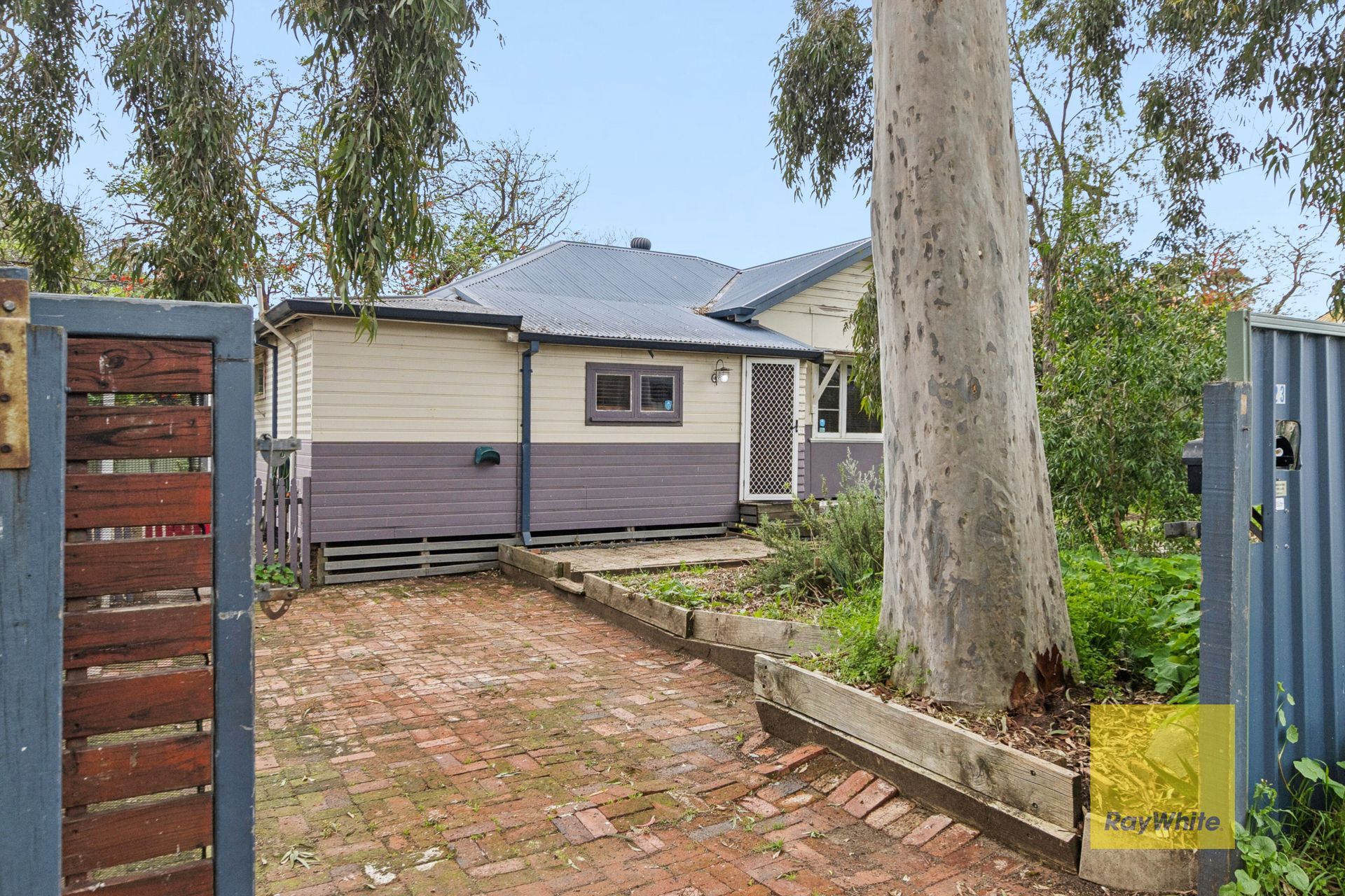 23 Jinda Road — photo 4 of 27