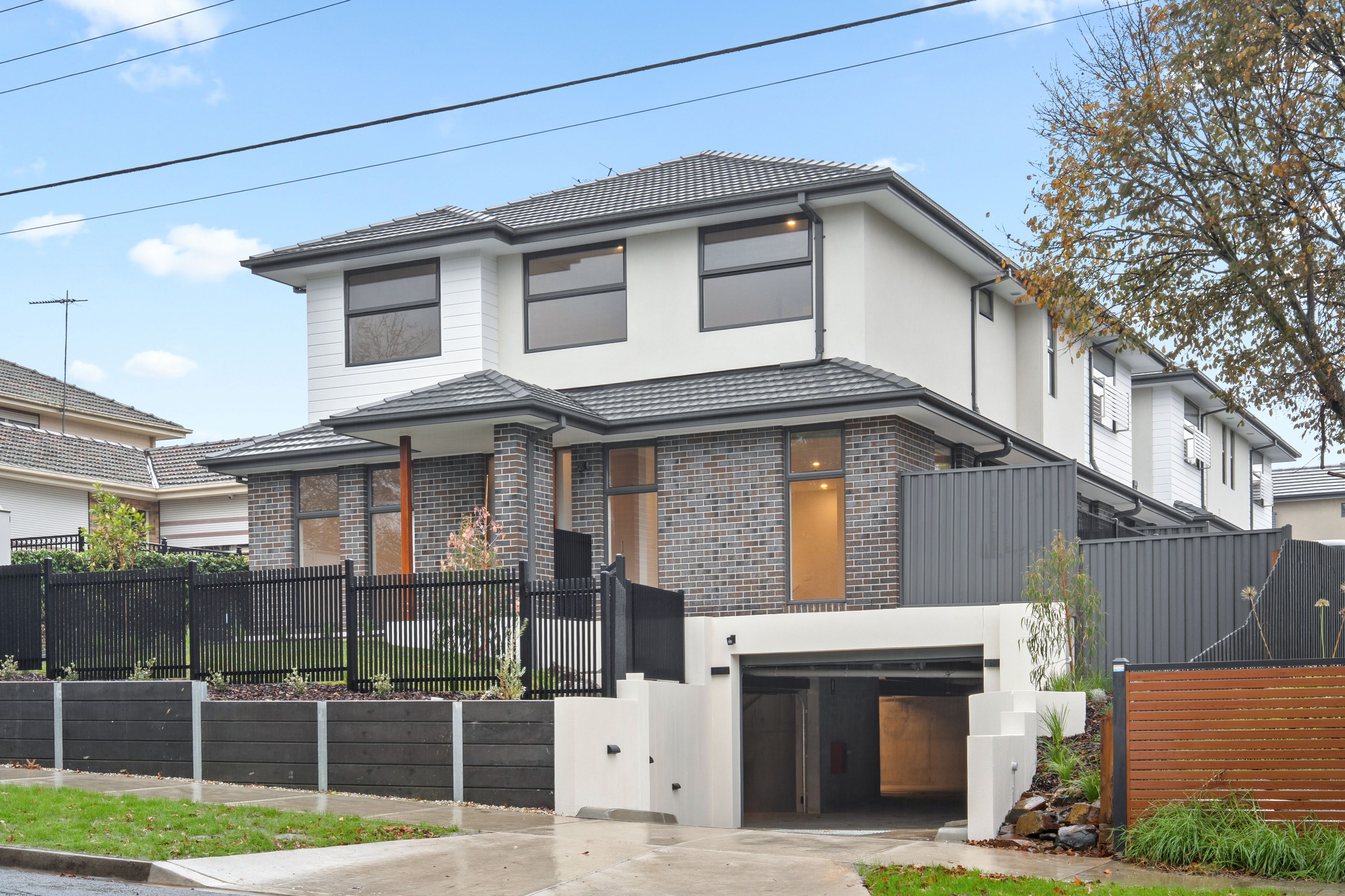 3-4/17 Worrall Street — photo from Ray White Blackburn