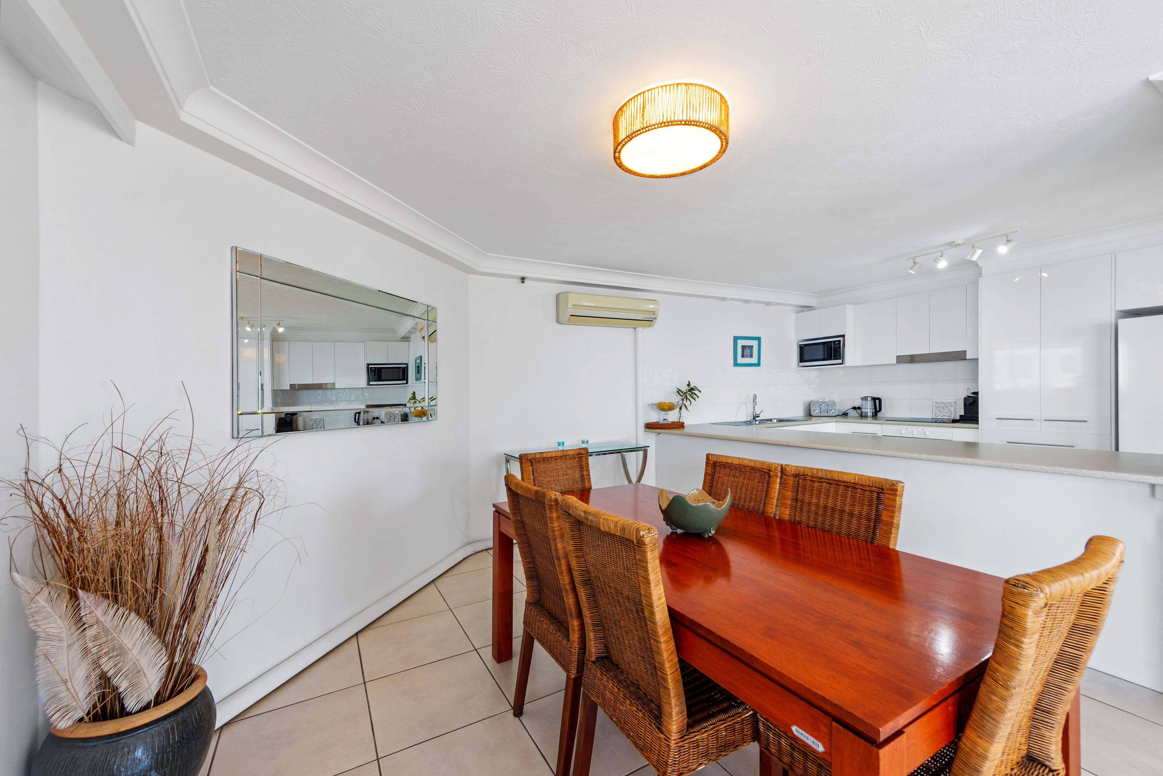 25B/30 Laycock Street — photo 6 of 13