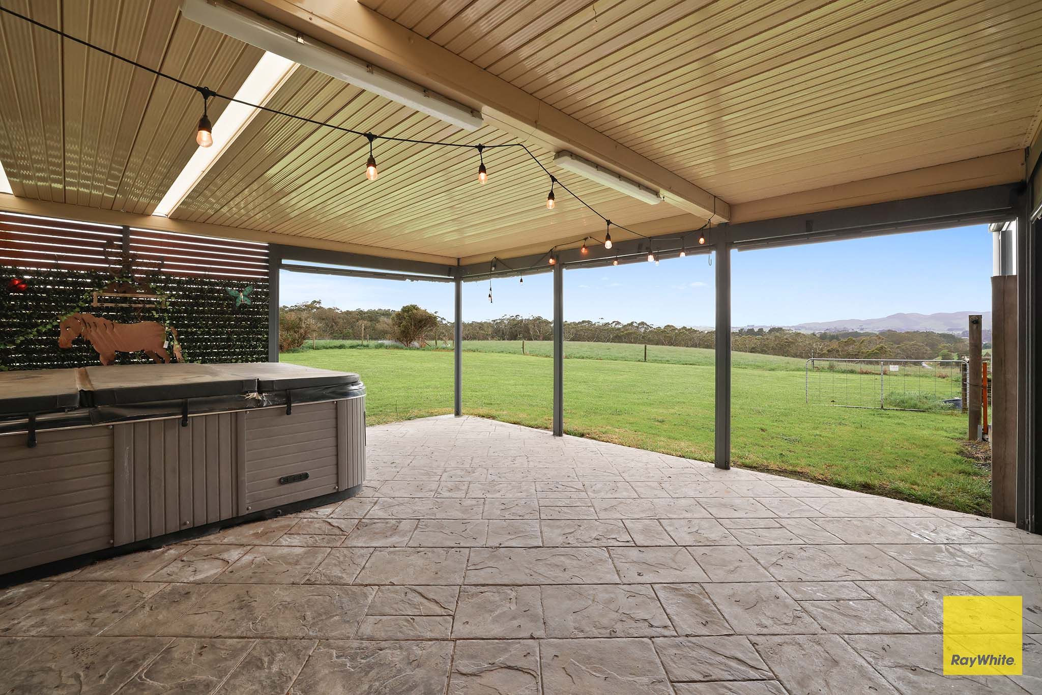 46 Cornwalls Road — photo 11 of 25