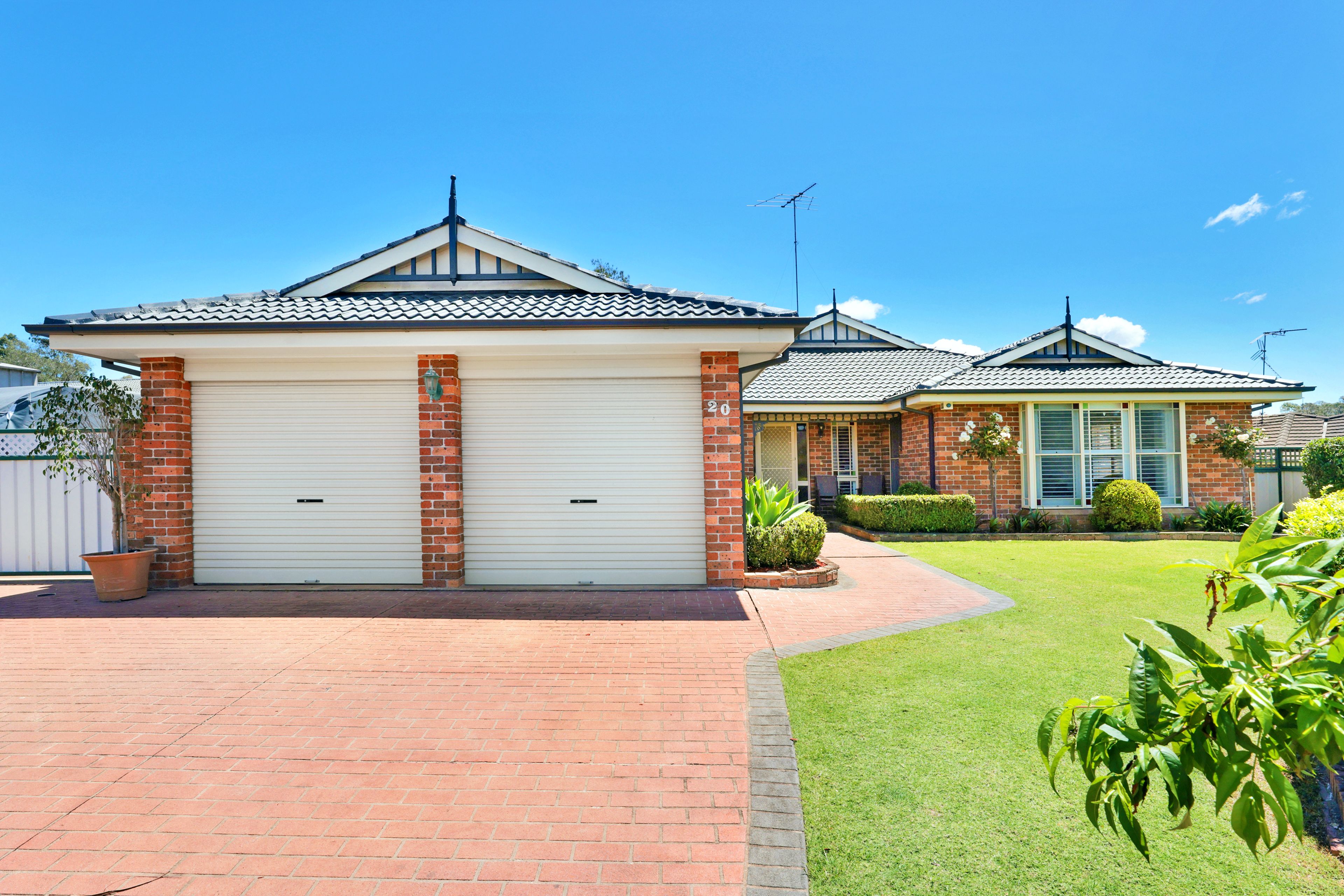 20 Staples Place, Glenmore Park, NSW 2745