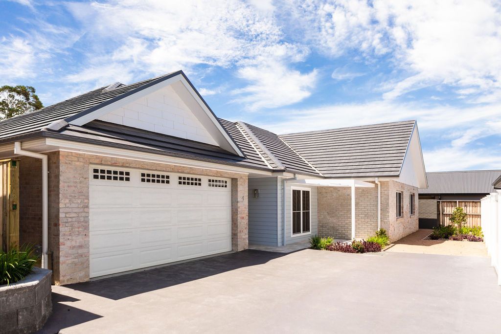 17 Hitchcocks Lane