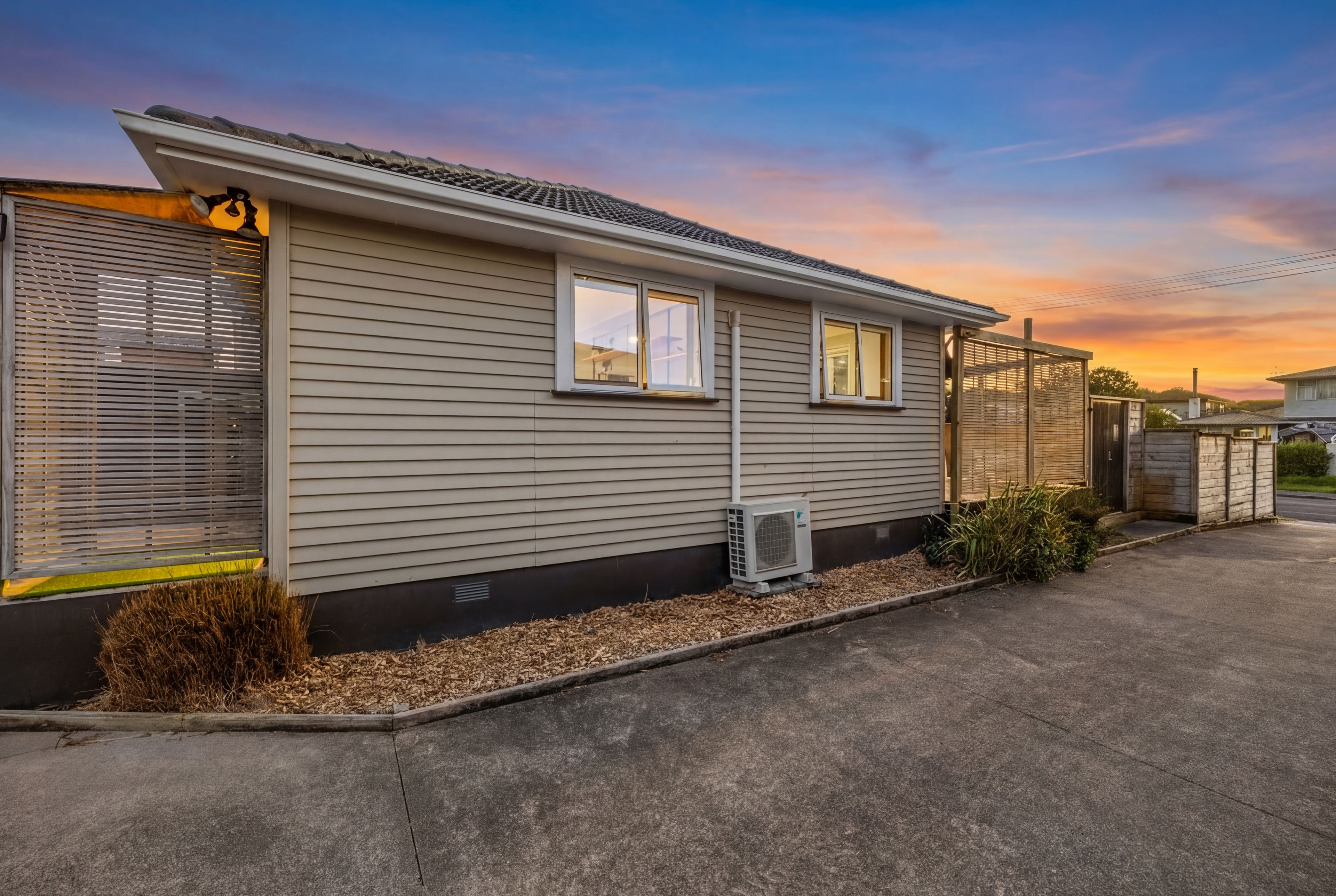 6B Alan Avenue, Henderson, Waitakere City