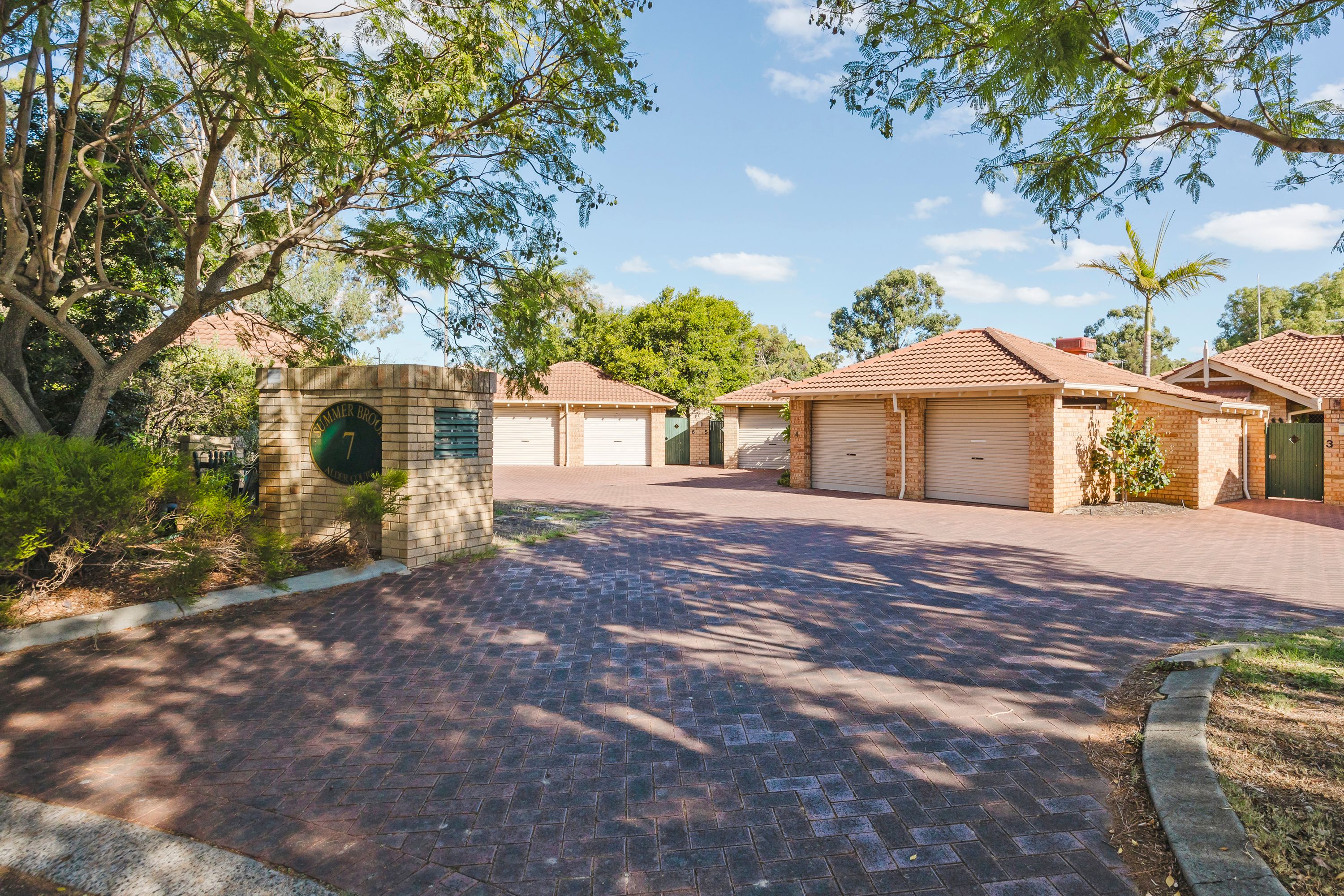 4/7 Alder Court, Ballajura, WA 6066