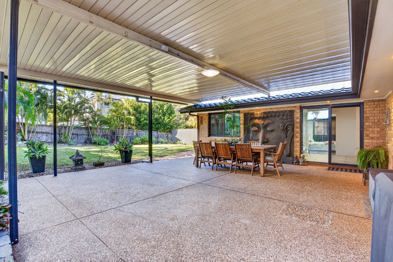 25 Alamau Street, Benowa, QLD 4217
