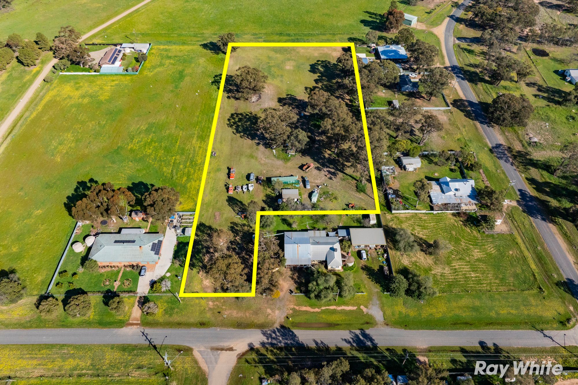 11 Minnie Street — photo from Ray White Wagga Wagga