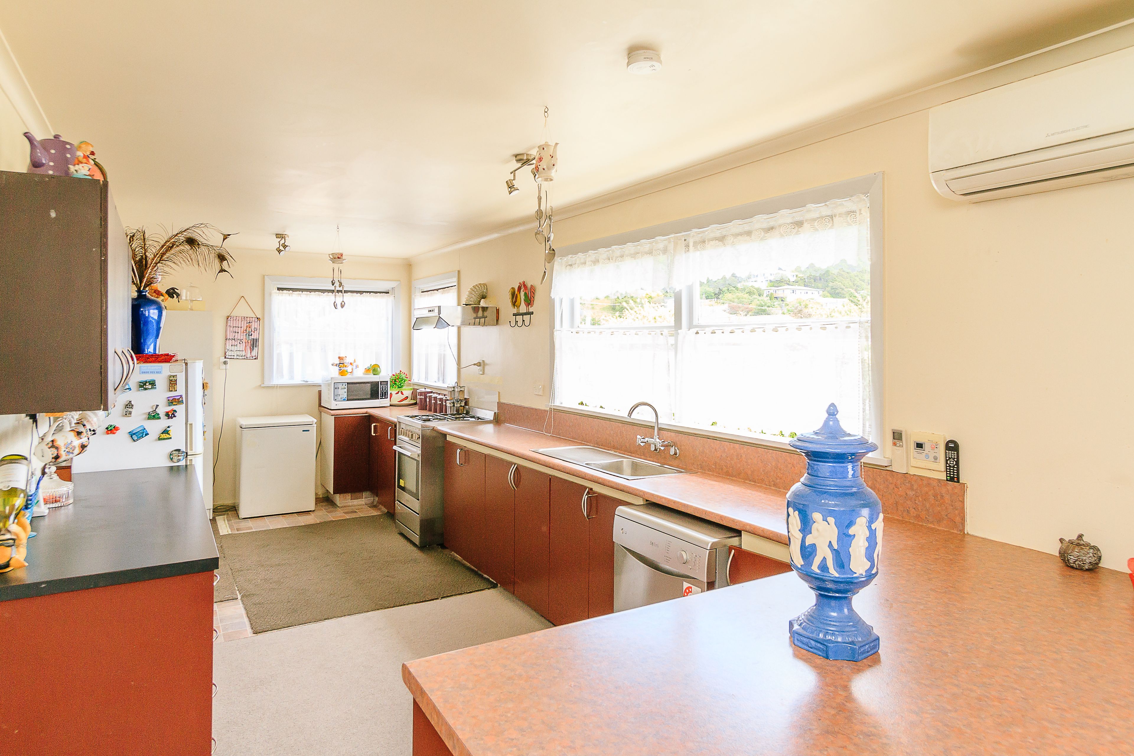 89 Wainuiomata Road, Wainuiomata, Lower Hutt City