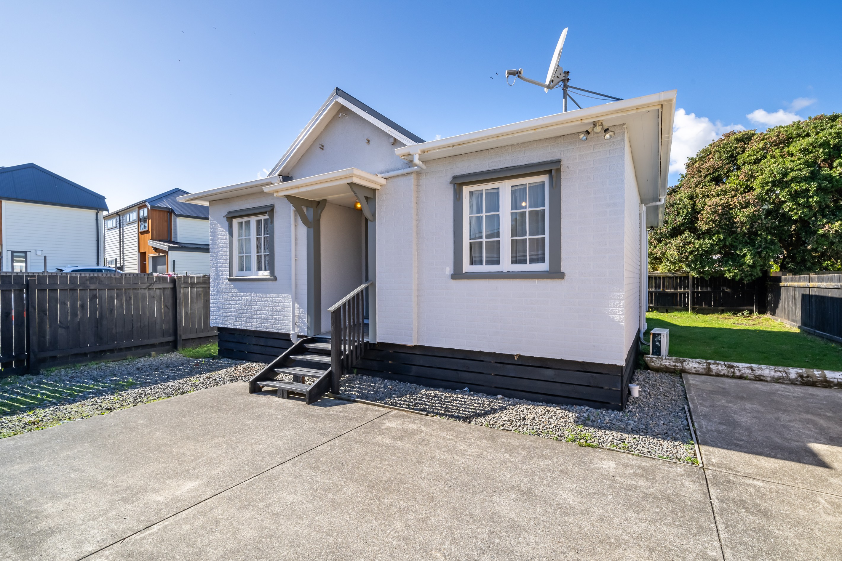 124a Randwick Road, Moera, Lower Hutt City