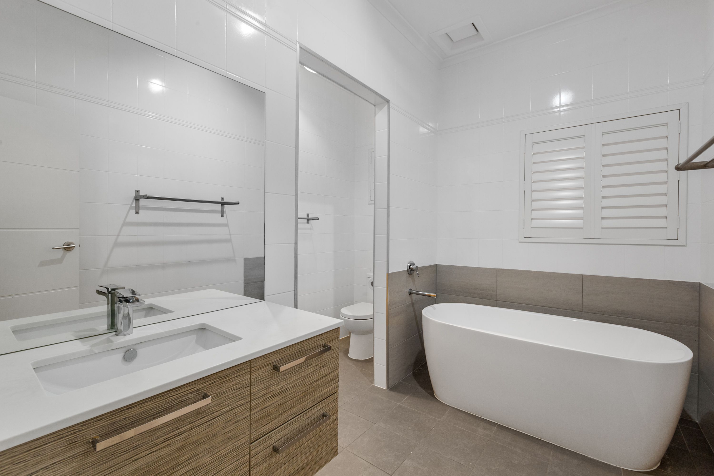 15 Glen Lossie Street — photo 4 of 10