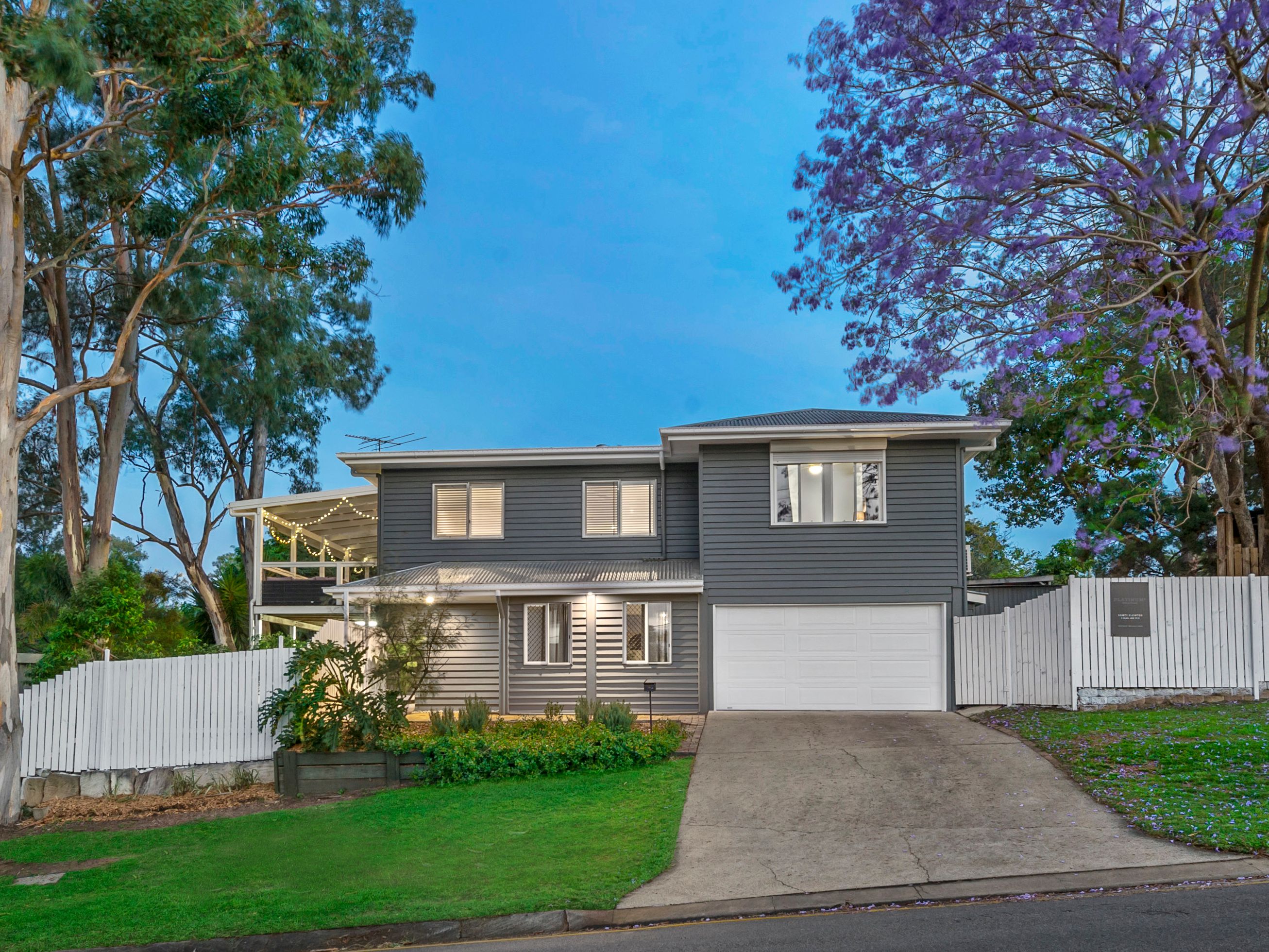 142 Clara Street, Corinda, QLD 4075