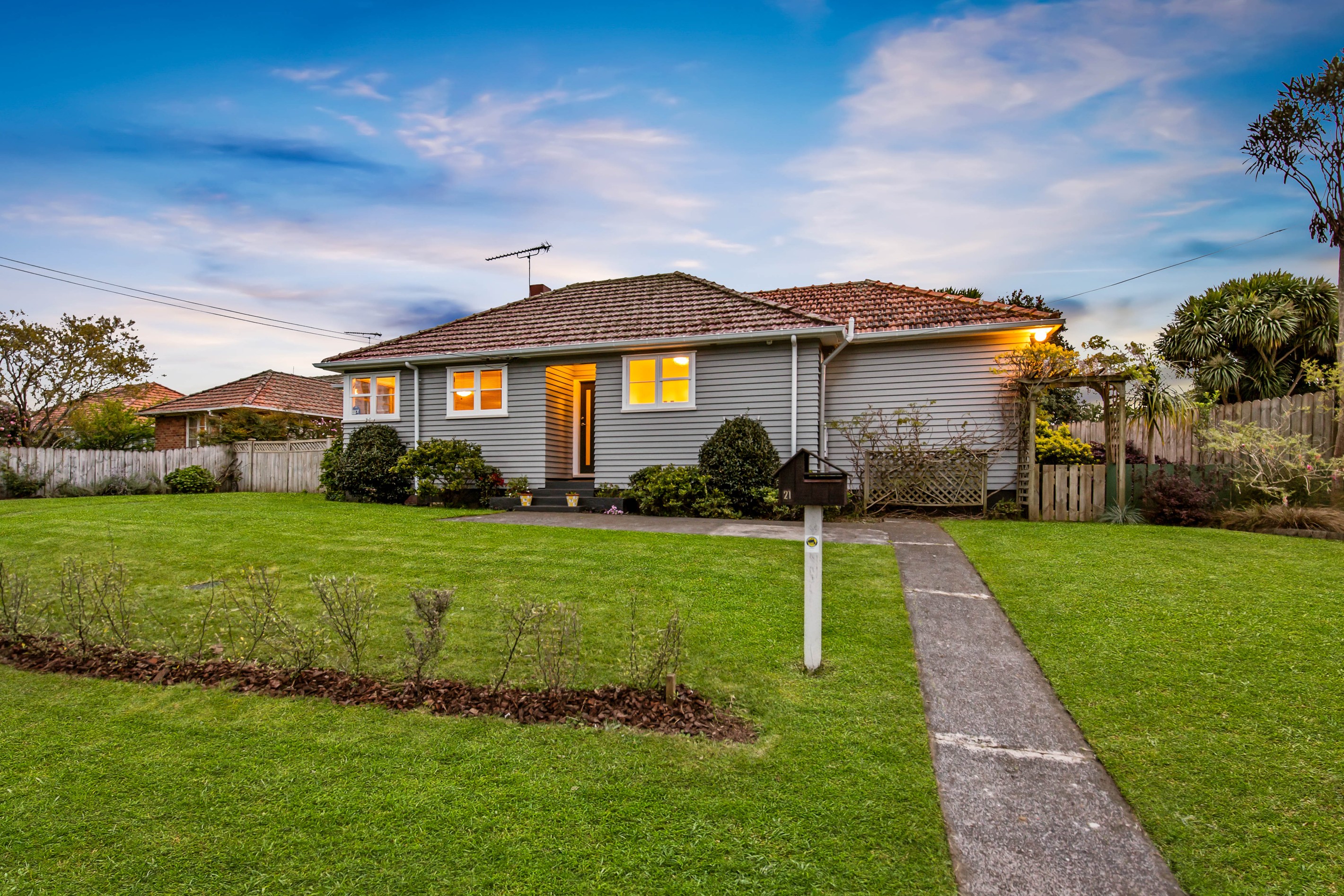 21 Larsen Road, Panmure, Auckland City