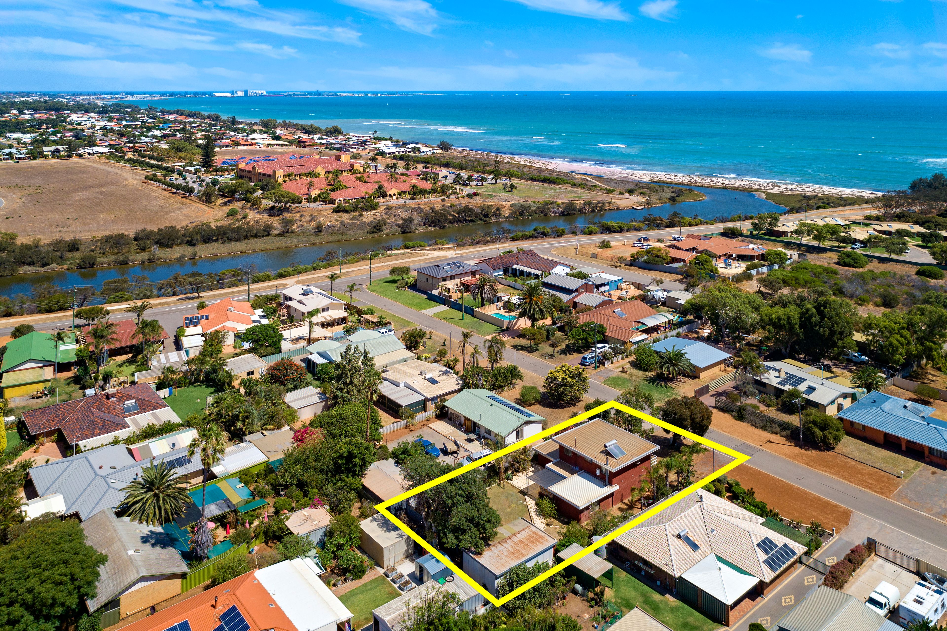 10 Centaur Road, Sunset Beach, WA 6530
