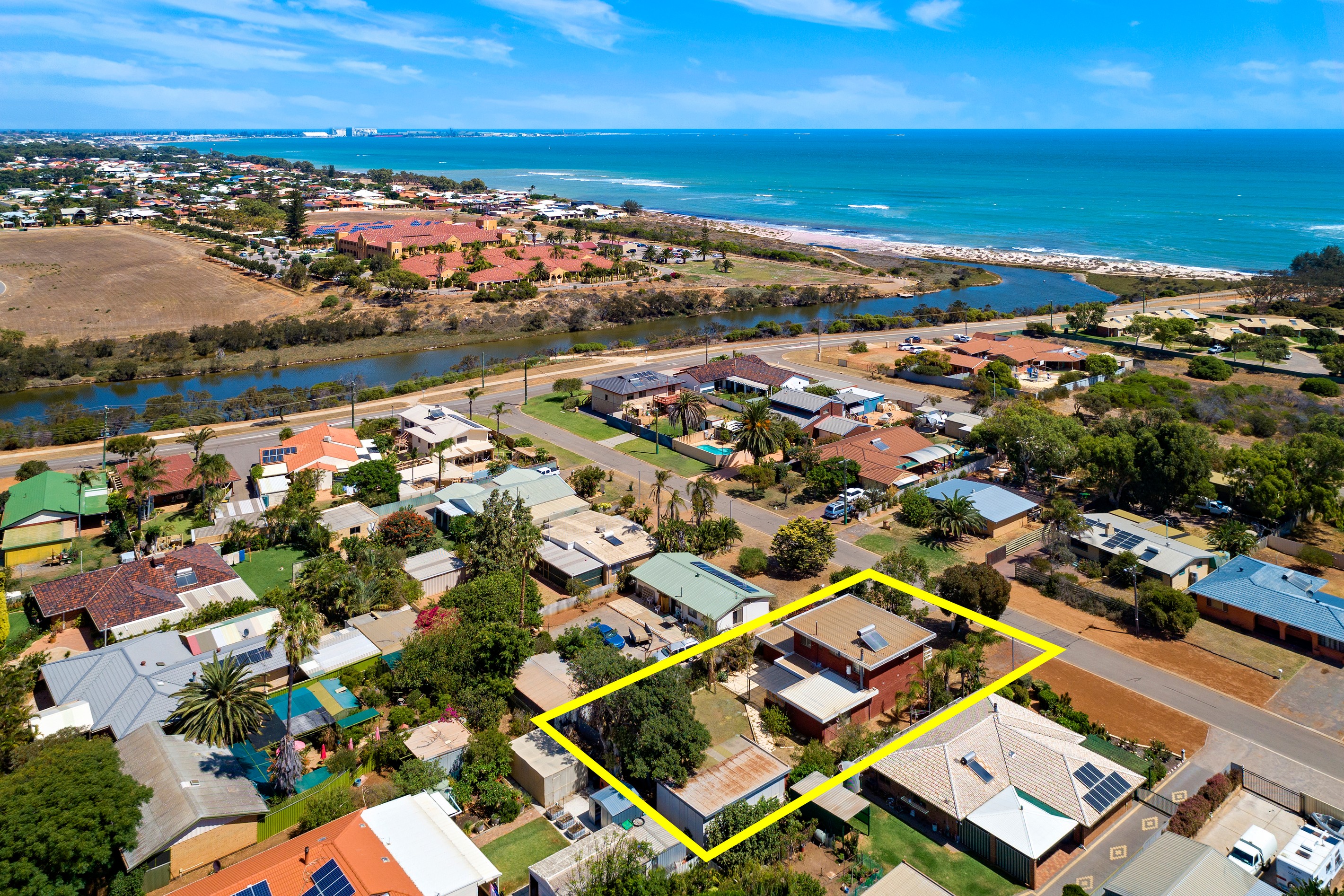 10 Centaur Road, Sunset Beach, WA 6530