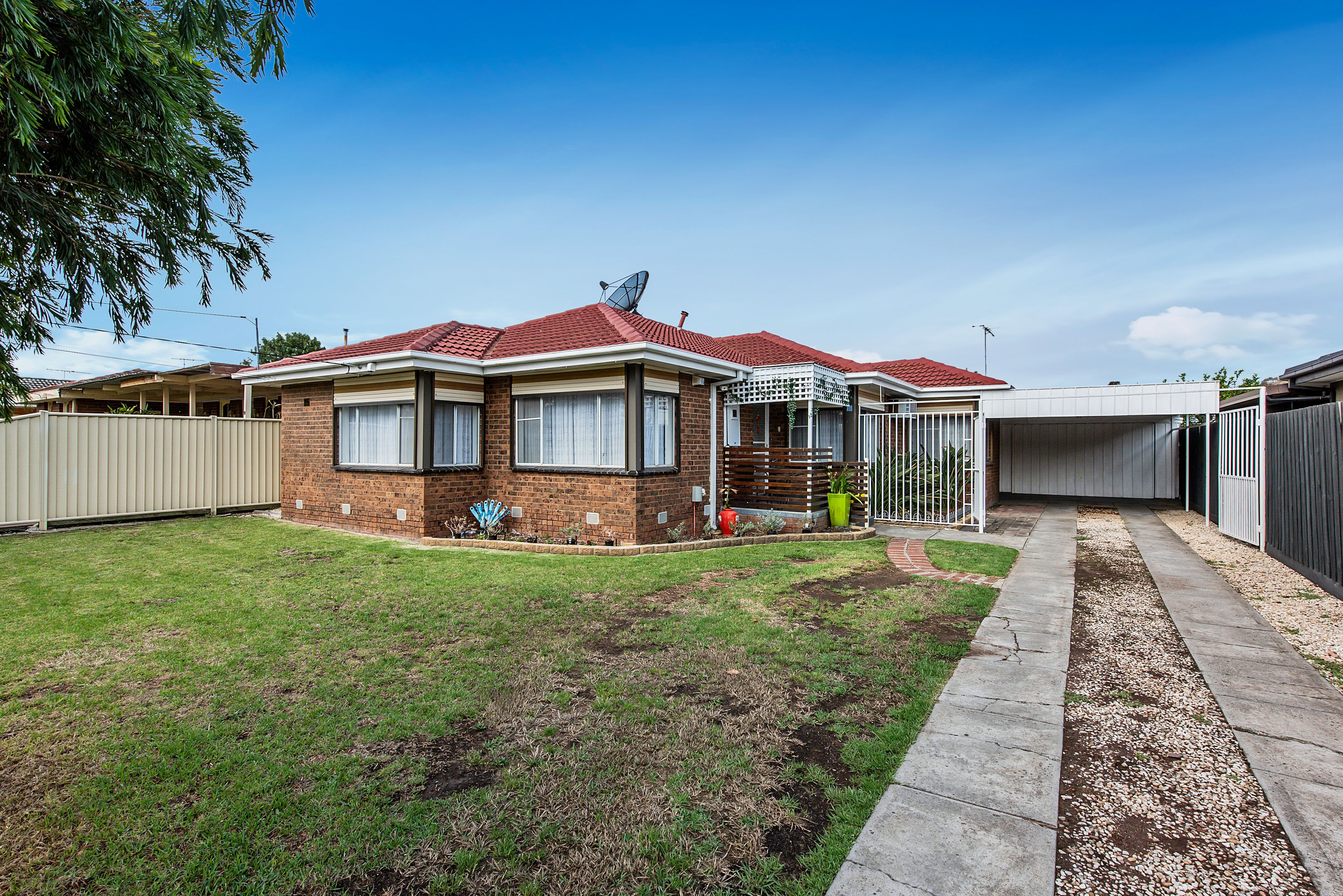 18 Beverley Street, Kings Park VIC 3021