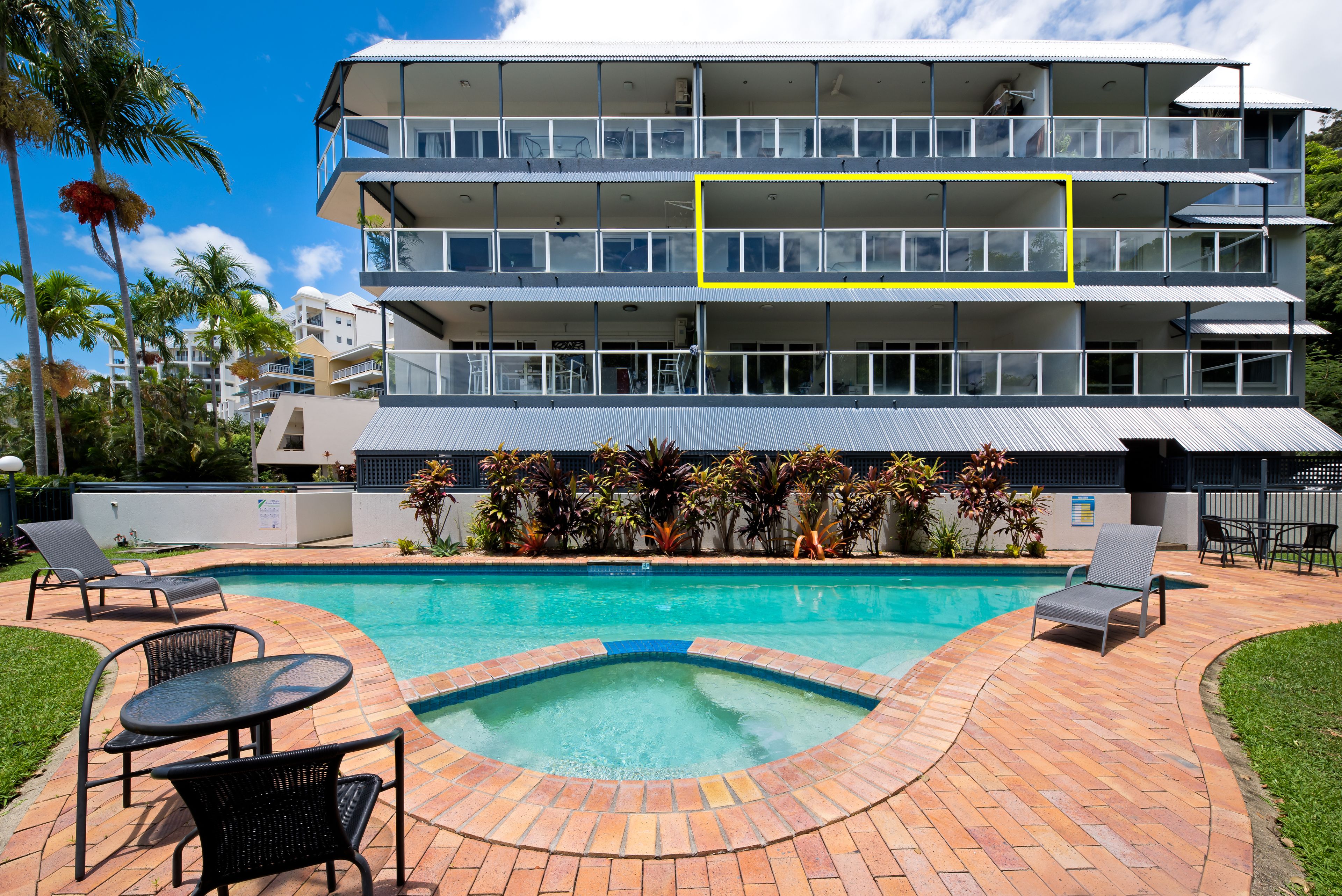 9 Hermitage Drive, Airlie Beach QLD 4802
